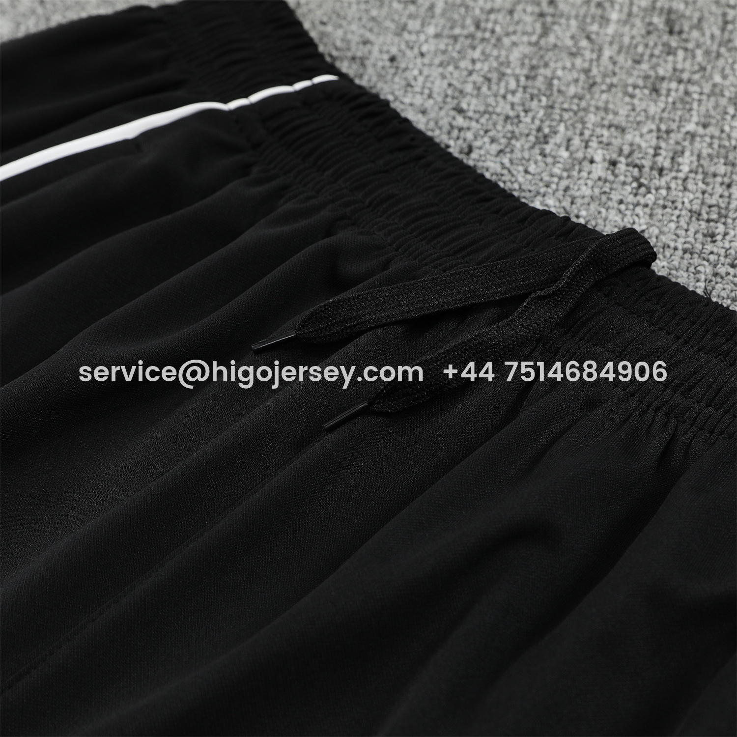 Higojerseys-Real Madrid 25-26 Vest Training Set - Grey And White Vest & Black Shorts