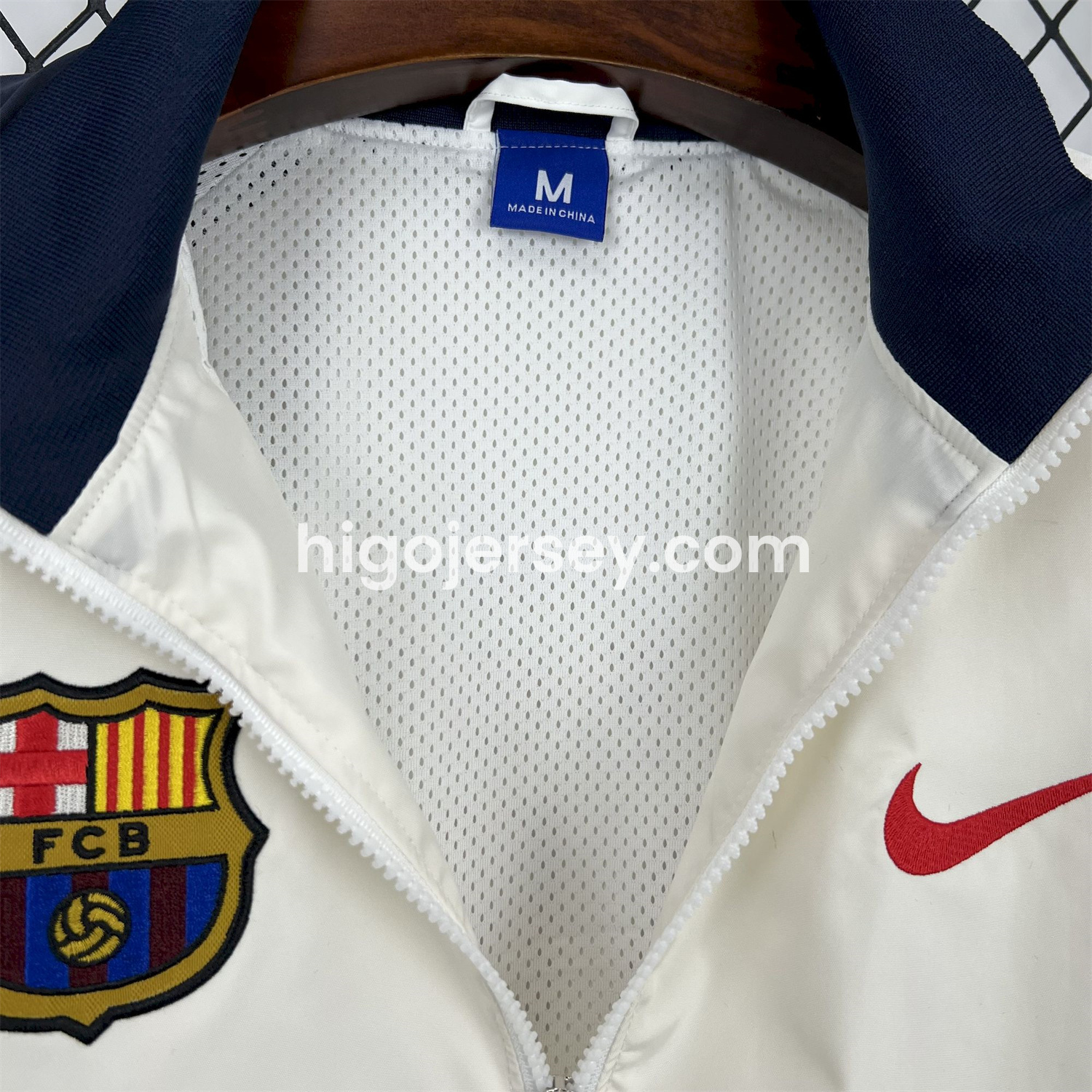 Higojerseys-Retro Barcelona 1994-95 Player Windbreaker - White
