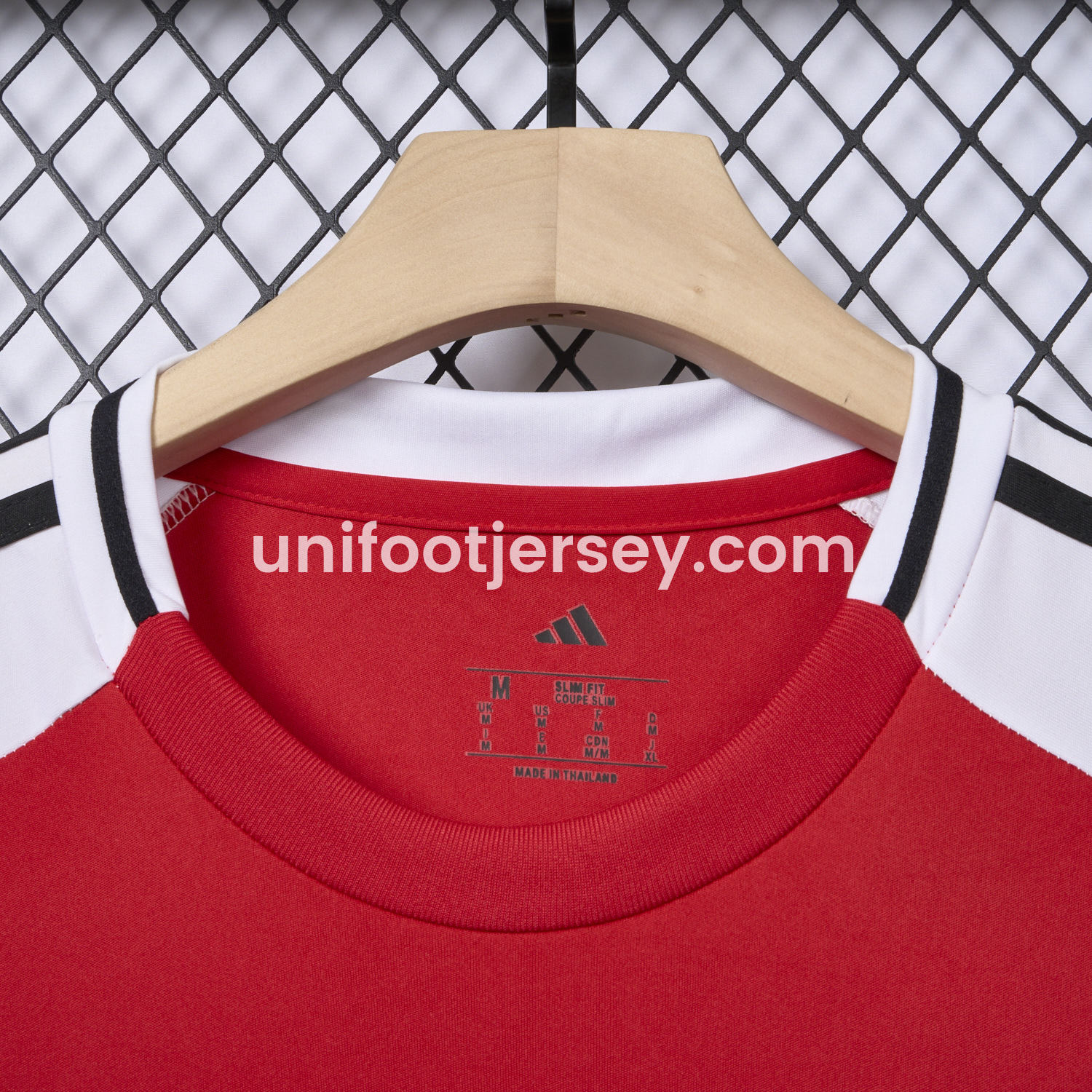 Frankfurt 25-26 Home Stadium Jersey - Fans Version:football jersey mysite: unitedjerseyfootball 邓江浪:football