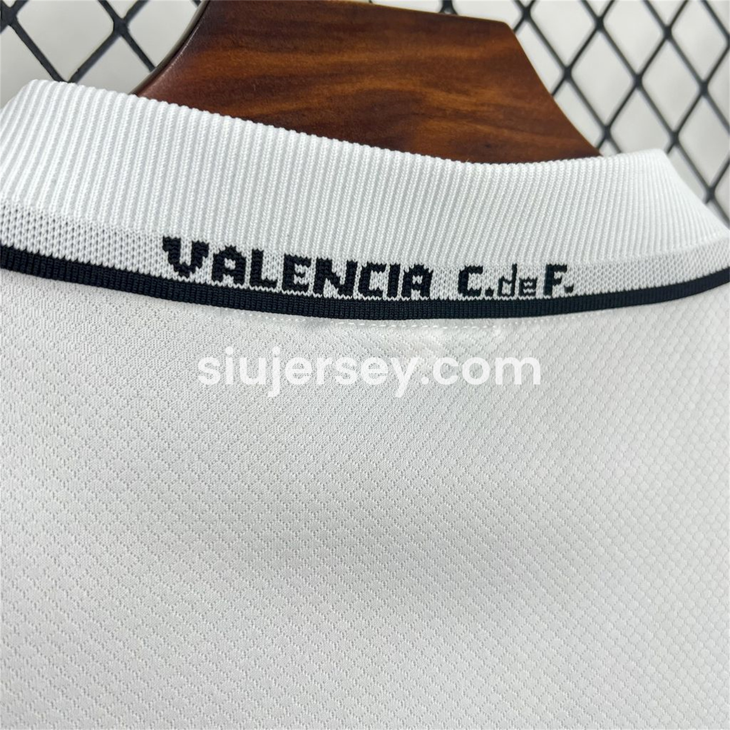 SIUjerseys-Retro Valencia 1996-97 Home Jersey