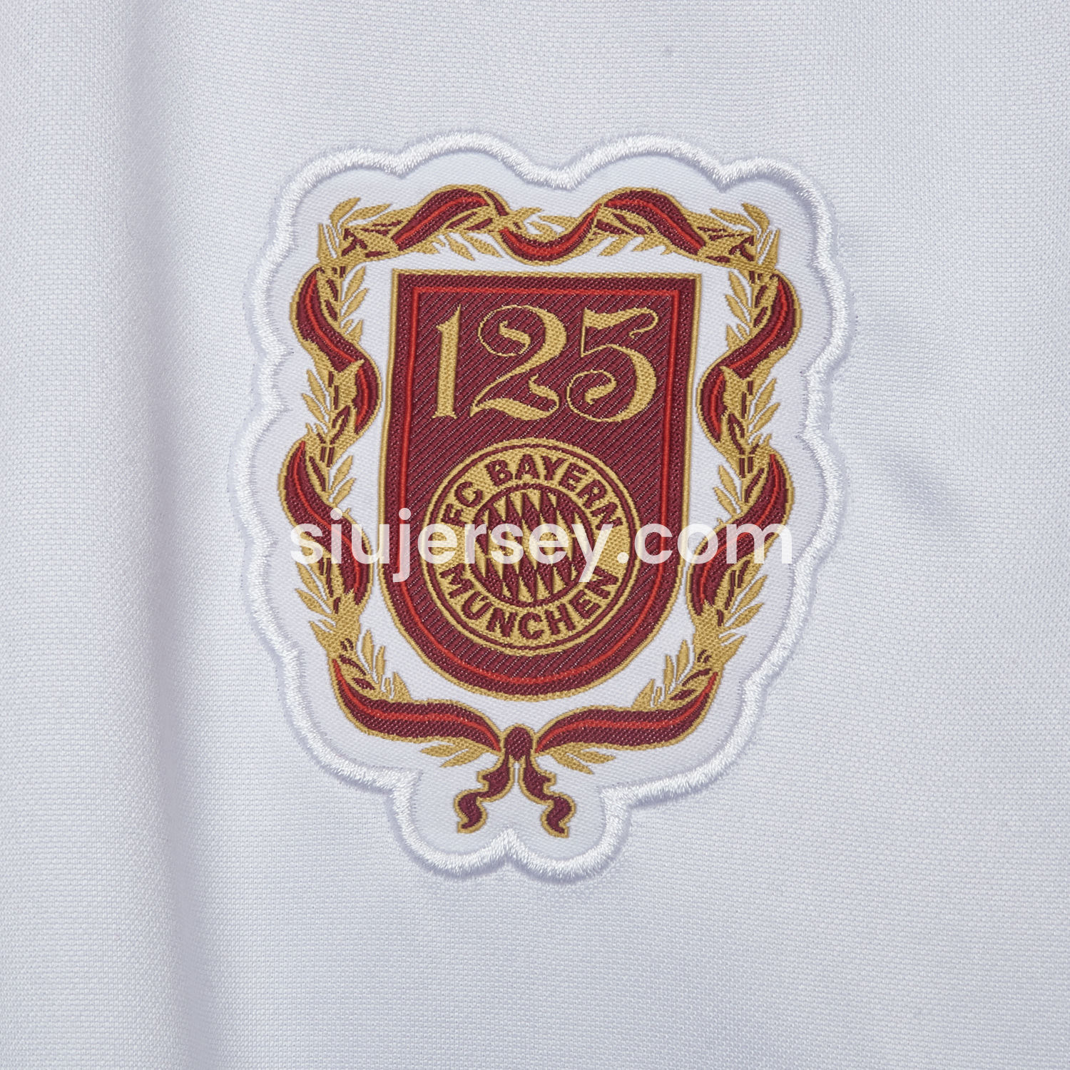 SIUjerseys-Bayern Munich 2025 125th Anniversary 1/4-Zip Long Sleeves Training Set - White