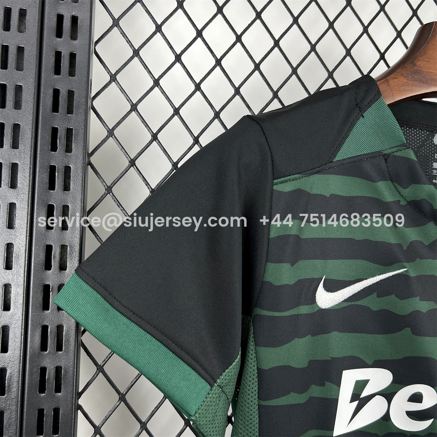 SIUjerseys-Sporting CP 25-26 Goalkeeper Green And Black Kids Kit