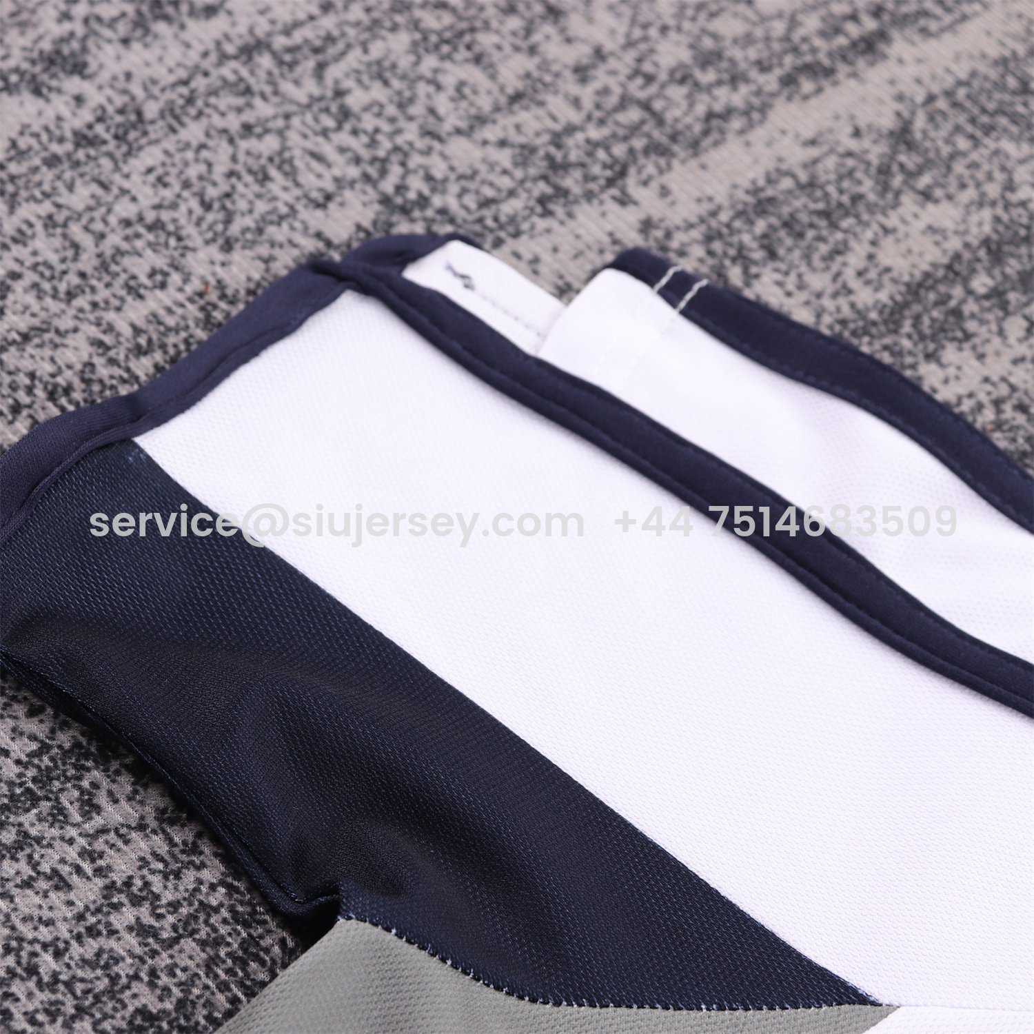 SIUjerseys-Retro Real Madrid 2000-01 Home Kids Kit