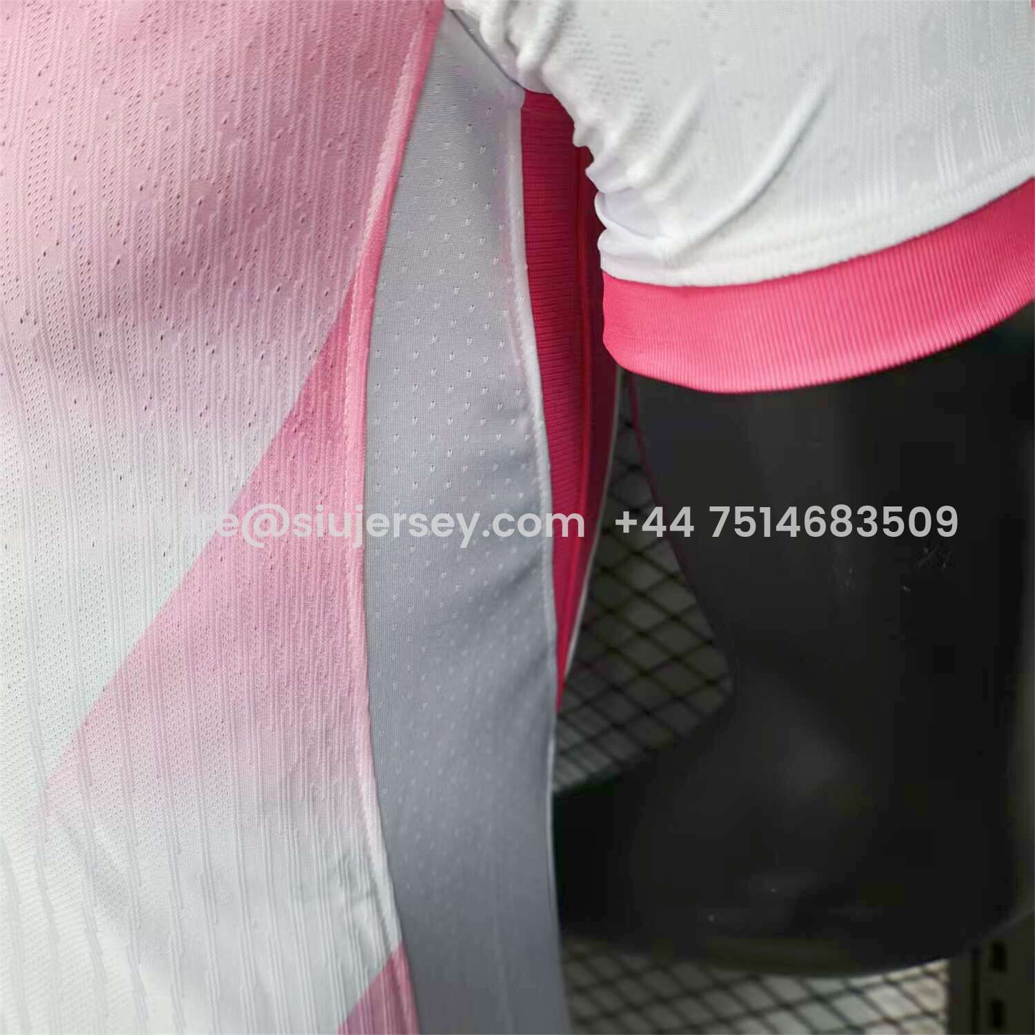 SIUjerseys-Barcelona 25-26 Red and White Diagonal Gradient Special Jersey - Player Version