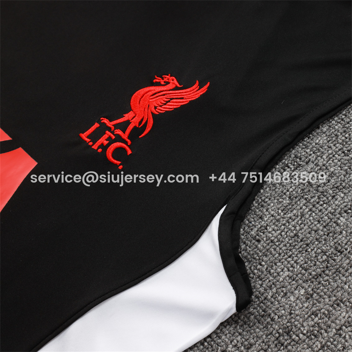 SIUjerseys-Liver.pool 25-26 Vest Training Set - Black Vest & Black Shorts