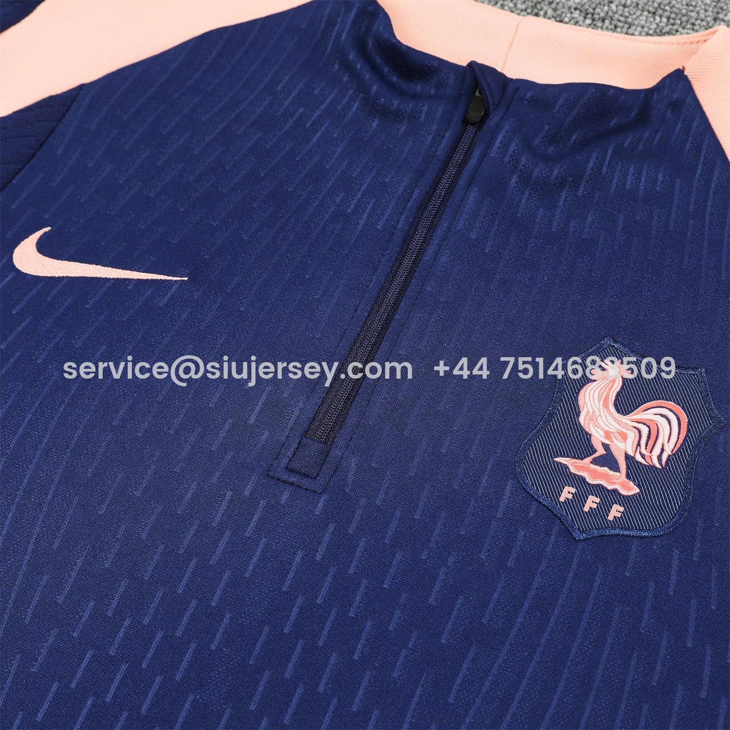 SIUjerseys-France 2026 Long Sleeve Training Set - Dark With Pink Top and Pants