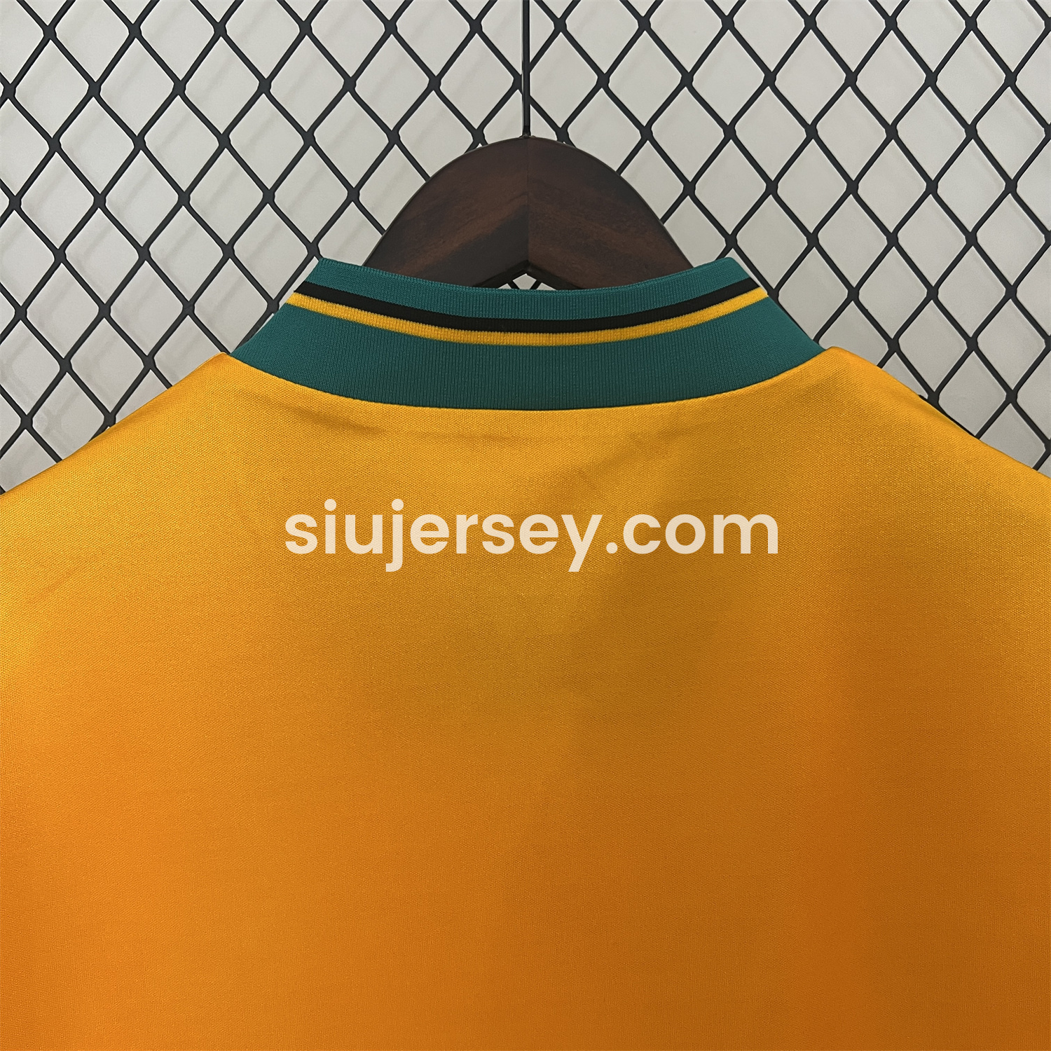 SIUjerseys-Retro Bayern Munich 1993-95 Away Jersey