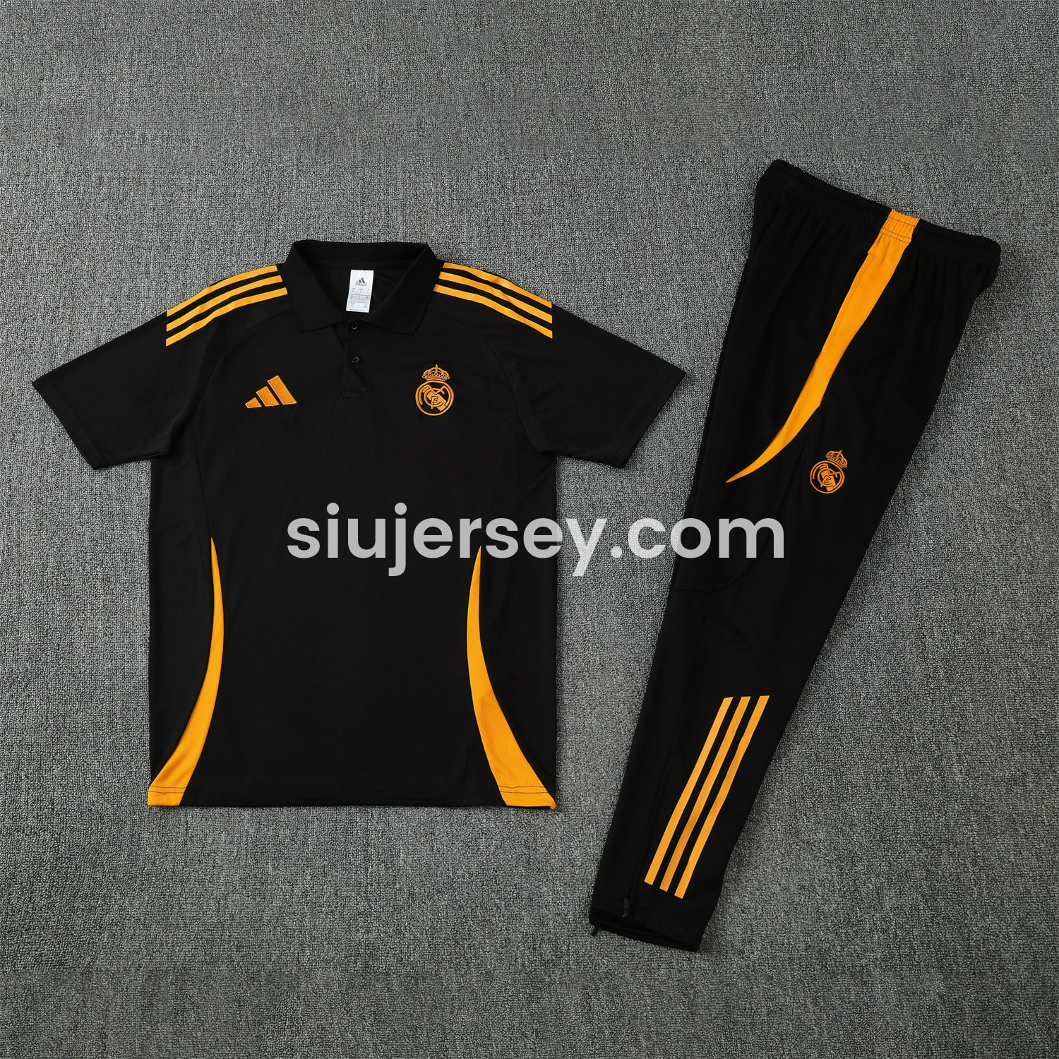 SIUjerseys-Real Madrid 25-26 POLO Short-Sleeve Training Set - Black Top and Pants with Yellow Stripes