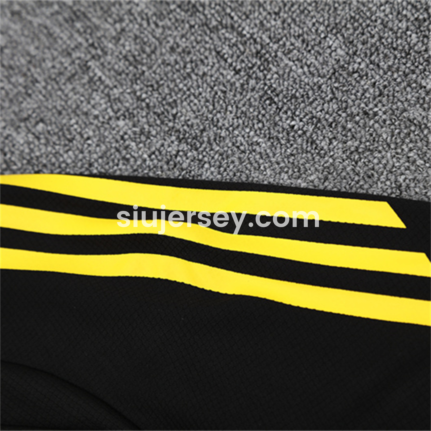 SIUjerseys-Manchester United 25-26 Kids Short-Sleeve Training Set - Black Top & Black shorts