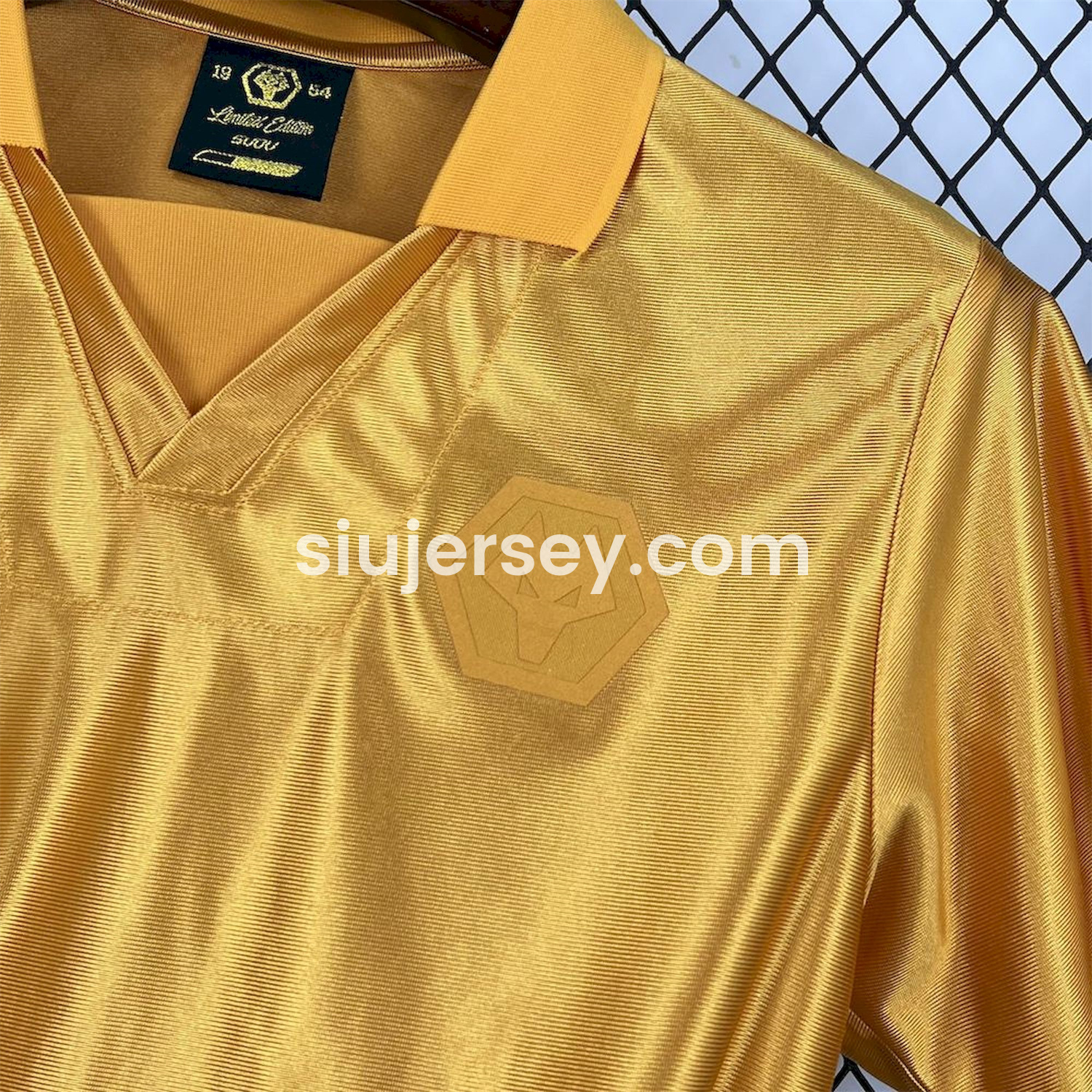 SIUjerseys-Wolverhampton Wanderers Wolves 24-25 70th Anniversary Jersey - Fans Version