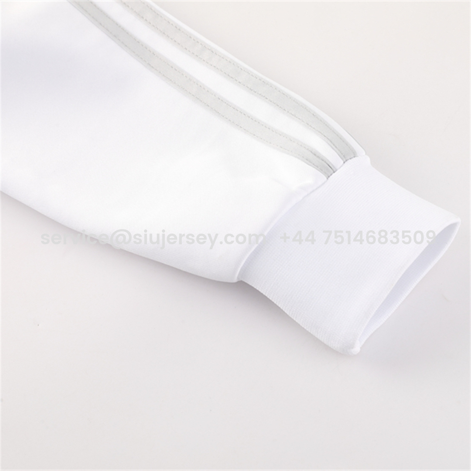 SIUjerseys-Real Madrid 25-26 Jacket Training Tracksuit - White Jackets & Light Grey Pants