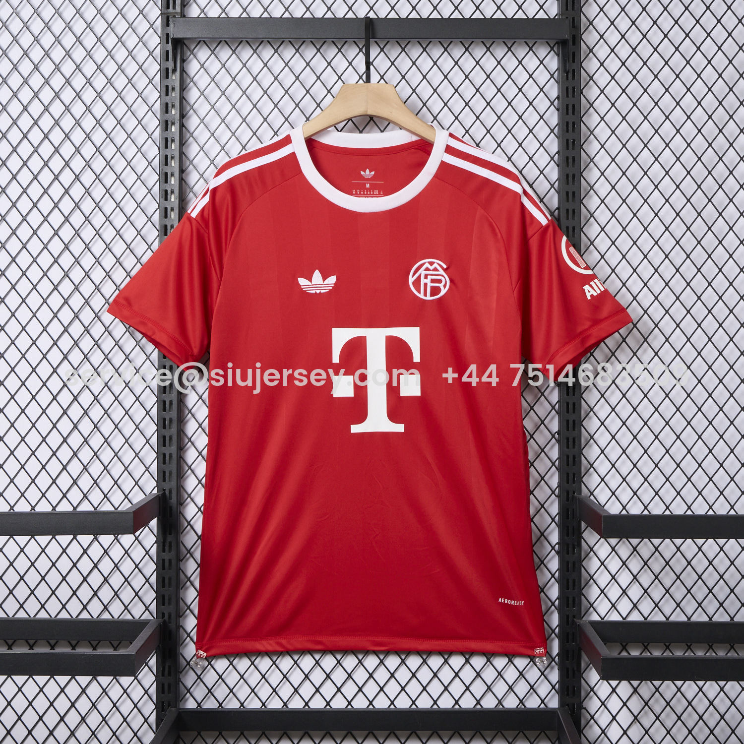 SIUjerseys-Bayern Munich 25-26 Red Trefoil Goalkeeper Jersey - Fans Version