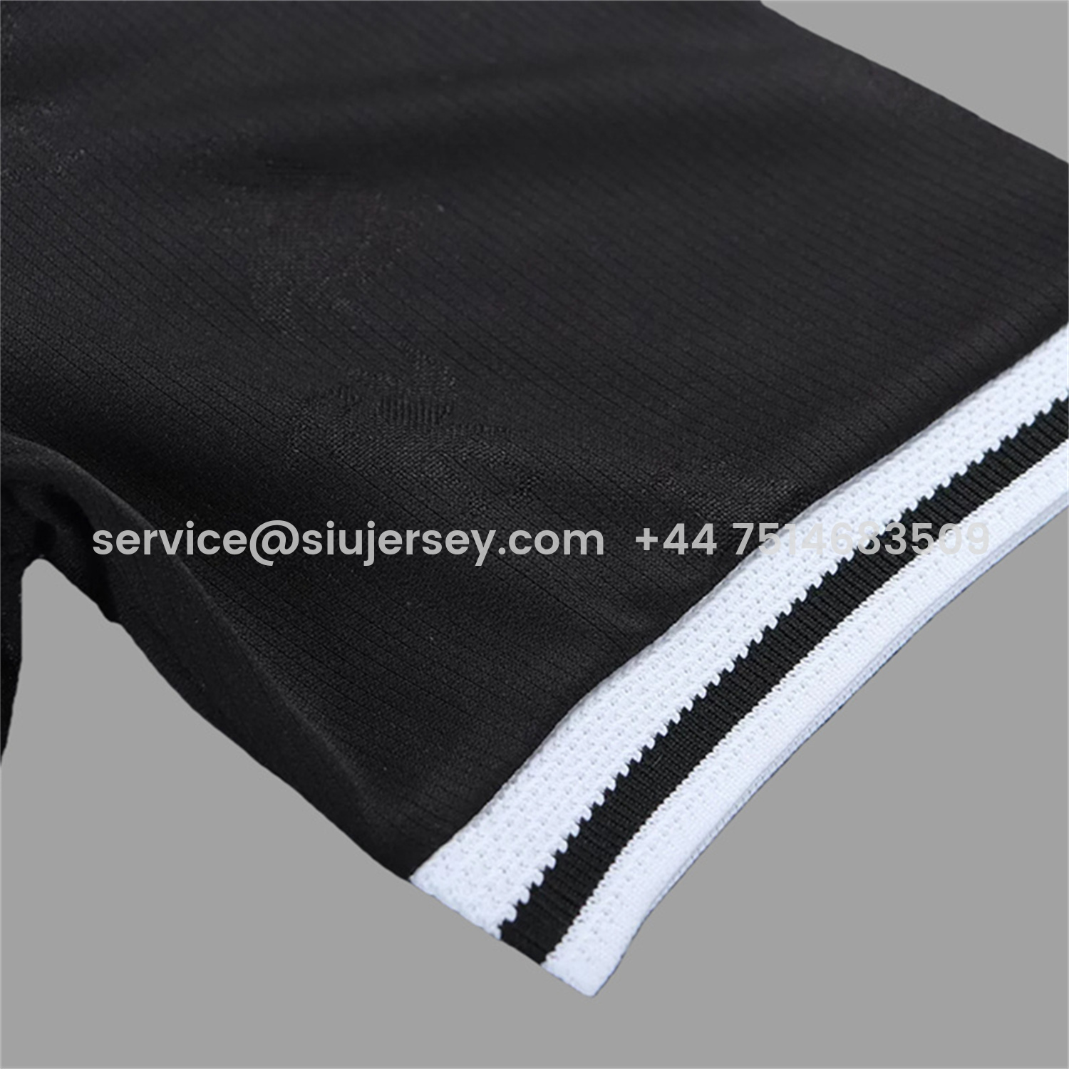 SIUjerseys-Retro Liver.pool 1996-97 Black Special Kids Kit