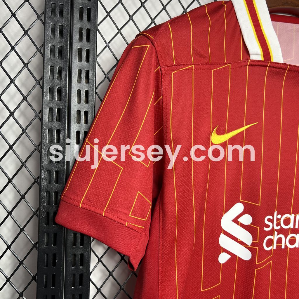 SIUjerseys-Liver.pool 24-25 Home Jersey with Golden Champions Patch - Fans Version
