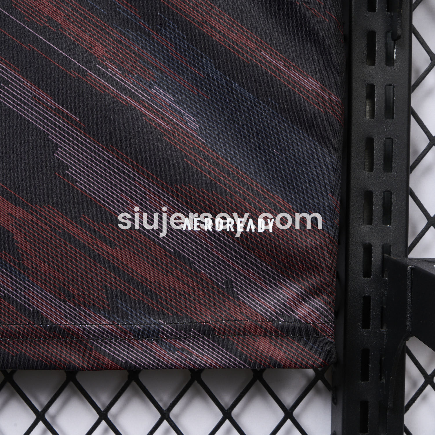 SIUjerseys-Bayern Munich 25-26 Black & Red Stripe Training Jersey - Fans Version