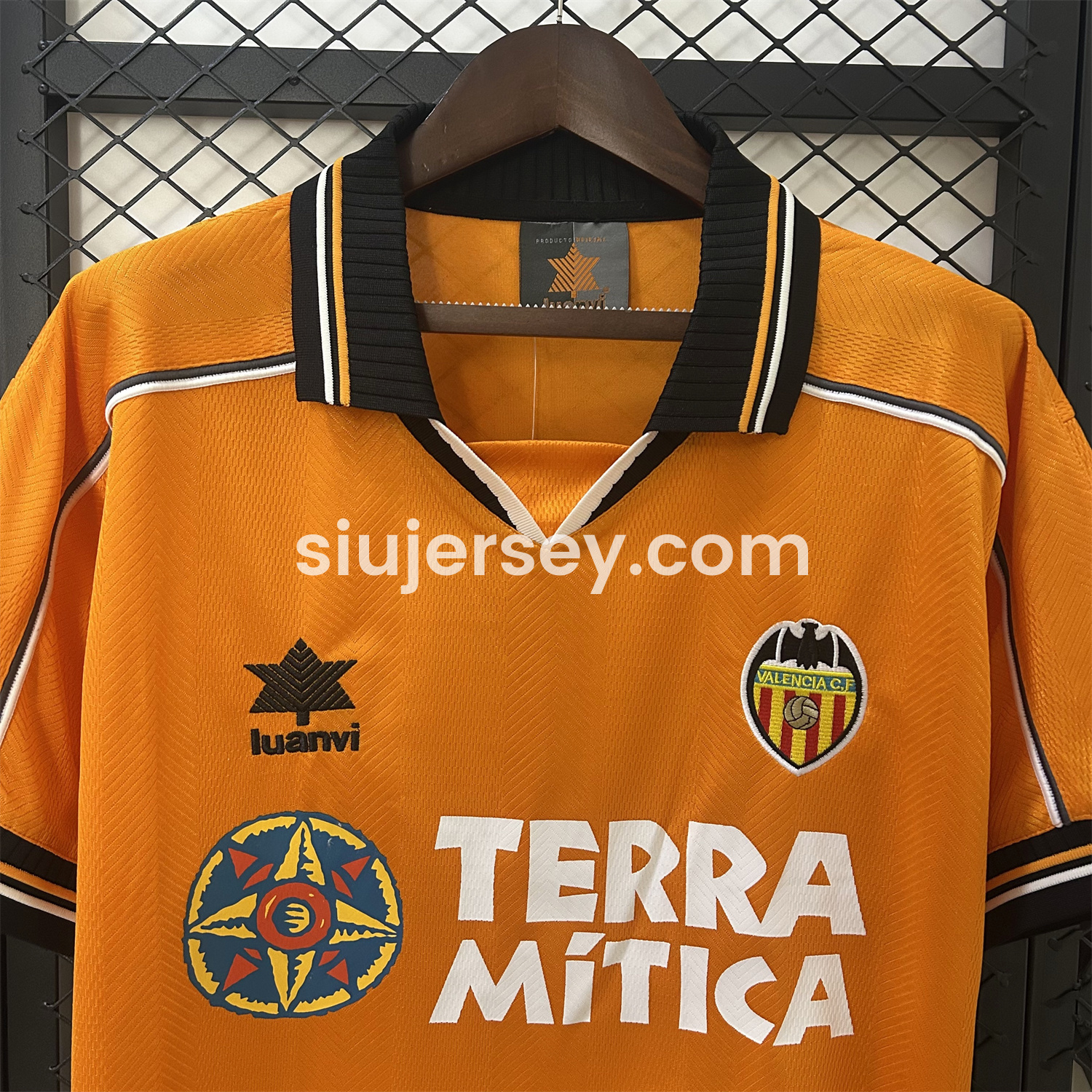 SIUjerseys-Retro Valencia 1999-00 Away Jersey