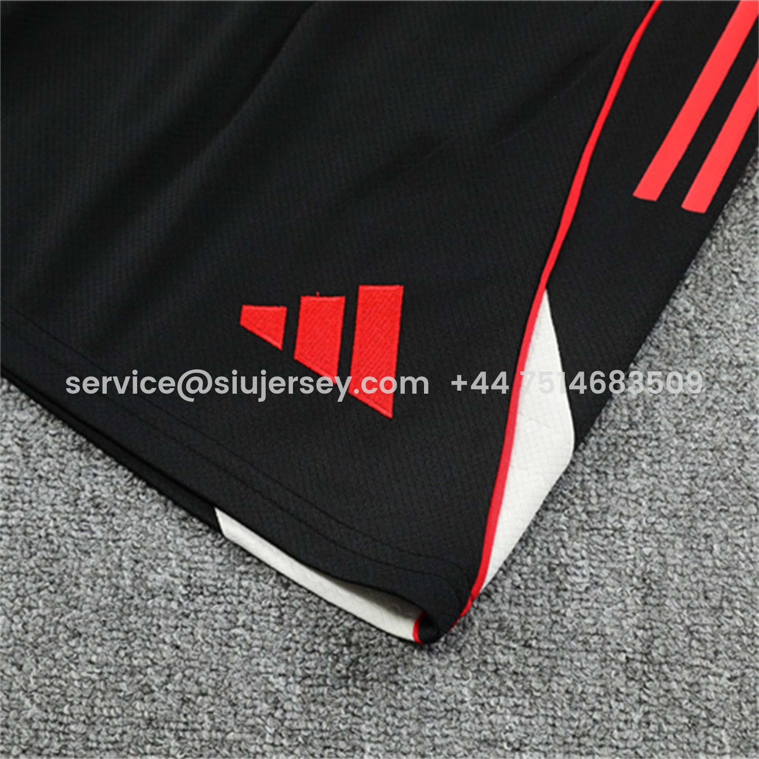 SIUjerseys-Liver.pool 25-26 Kids Short-Sleeve Training Set - Black Top & Black Shorts