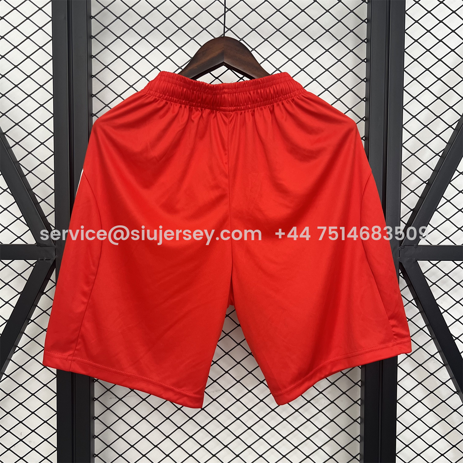 SIUjerseys-Bayern Munich 25-26 Home Red Shorts - Fans Version