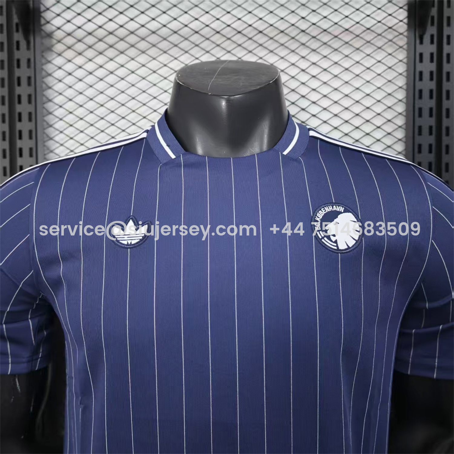 SIUjerseys-Newcastle United 25-26 Icon Range Travel Special Edition Deep Blue Jersey - Player Version