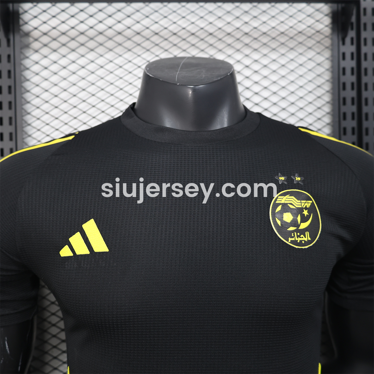 SIUjerseys-Algeria 25-26 Pure Black Jersey with Yellow Line - Player Version