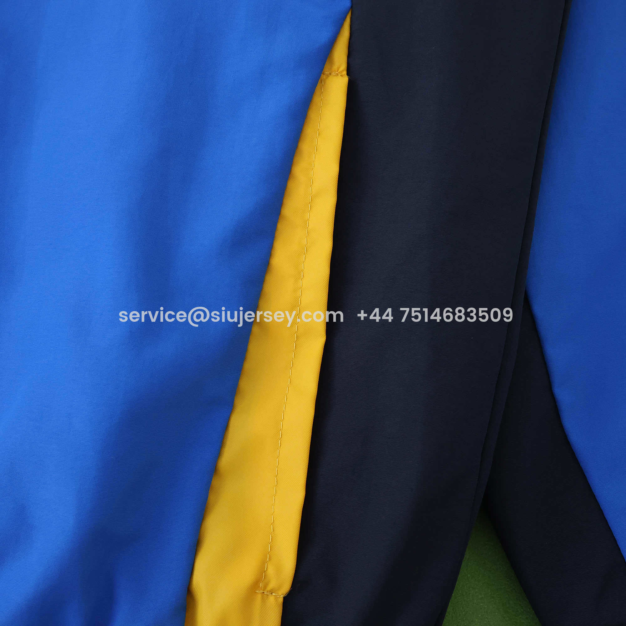 SIUjerseys-Club América 25-26 Throwback Double Sided Reversible Windbreaker - Blue & Black