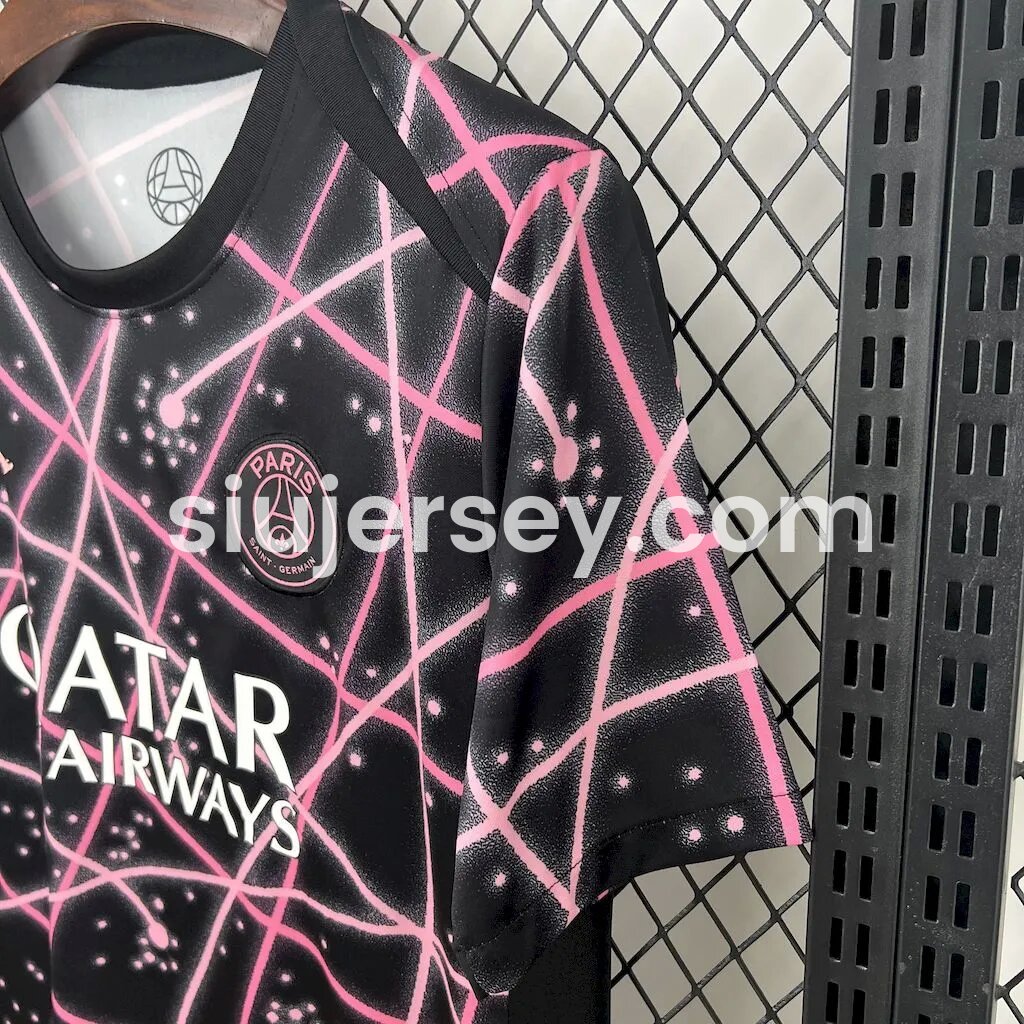 SIUjerseys-Paris Saint-Germain PSG 25-26 Pink Lines Black Pre-Match Training Jersey - Fans Version