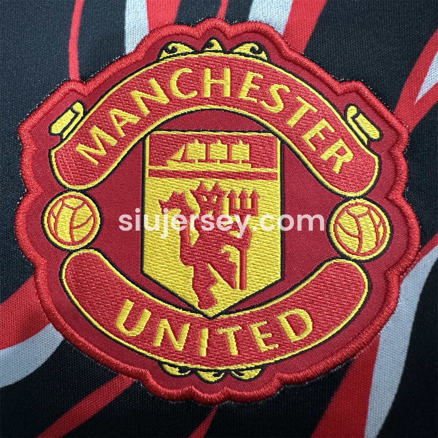 SIUjerseys-Manchester United 25-26 Black and Red Pre-Match Traning Jersey - Fans Version