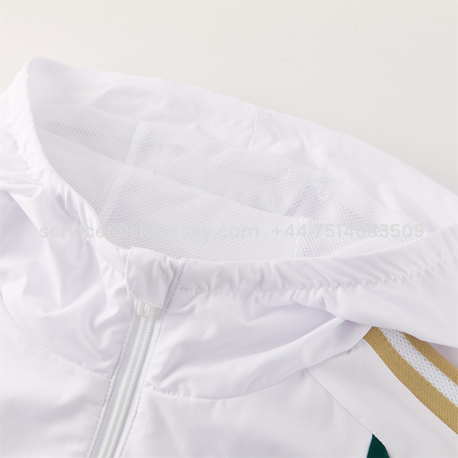 SIUjerseys-Italy 2026 Hooded Windbreaker Training Set - White Top & Green Pants