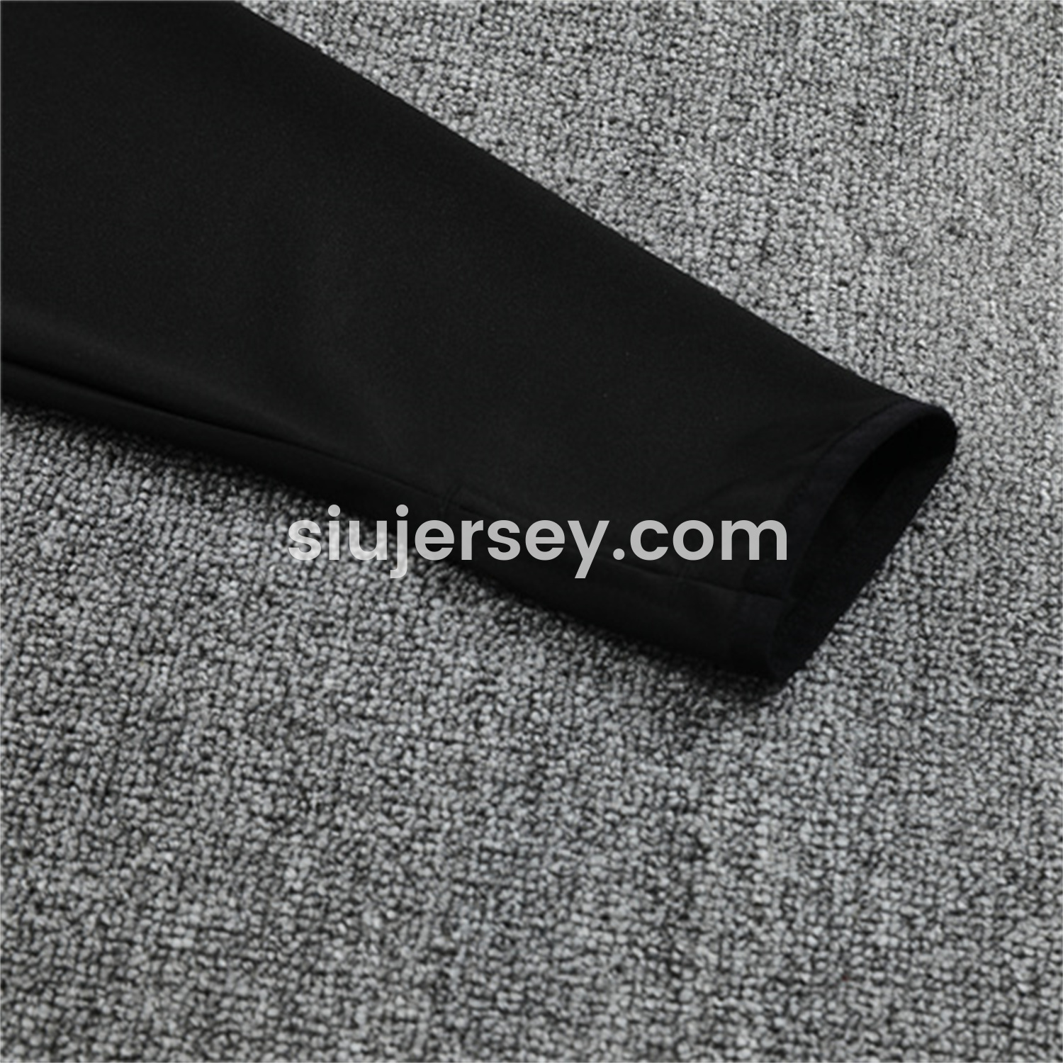 SIUjerseys-Bayern Munich 25-26 Long Sleeves Training Set - Green Top & Black Pants