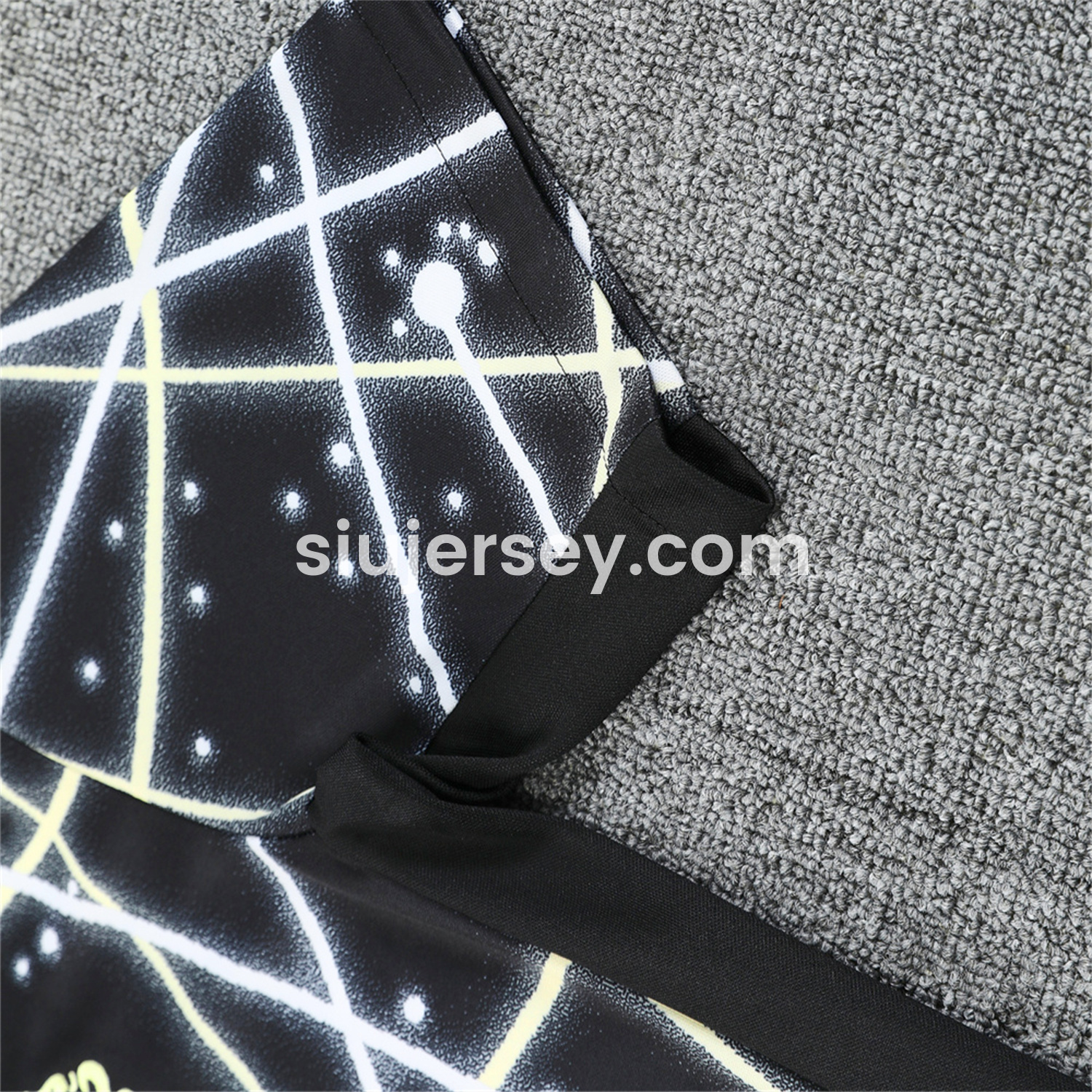 SIUjerseys-C.H.E.L.S.E.A 25-26 Short-Sleeve Training Set - Yellow Fluorescent Rays Black Top & Black Shorts