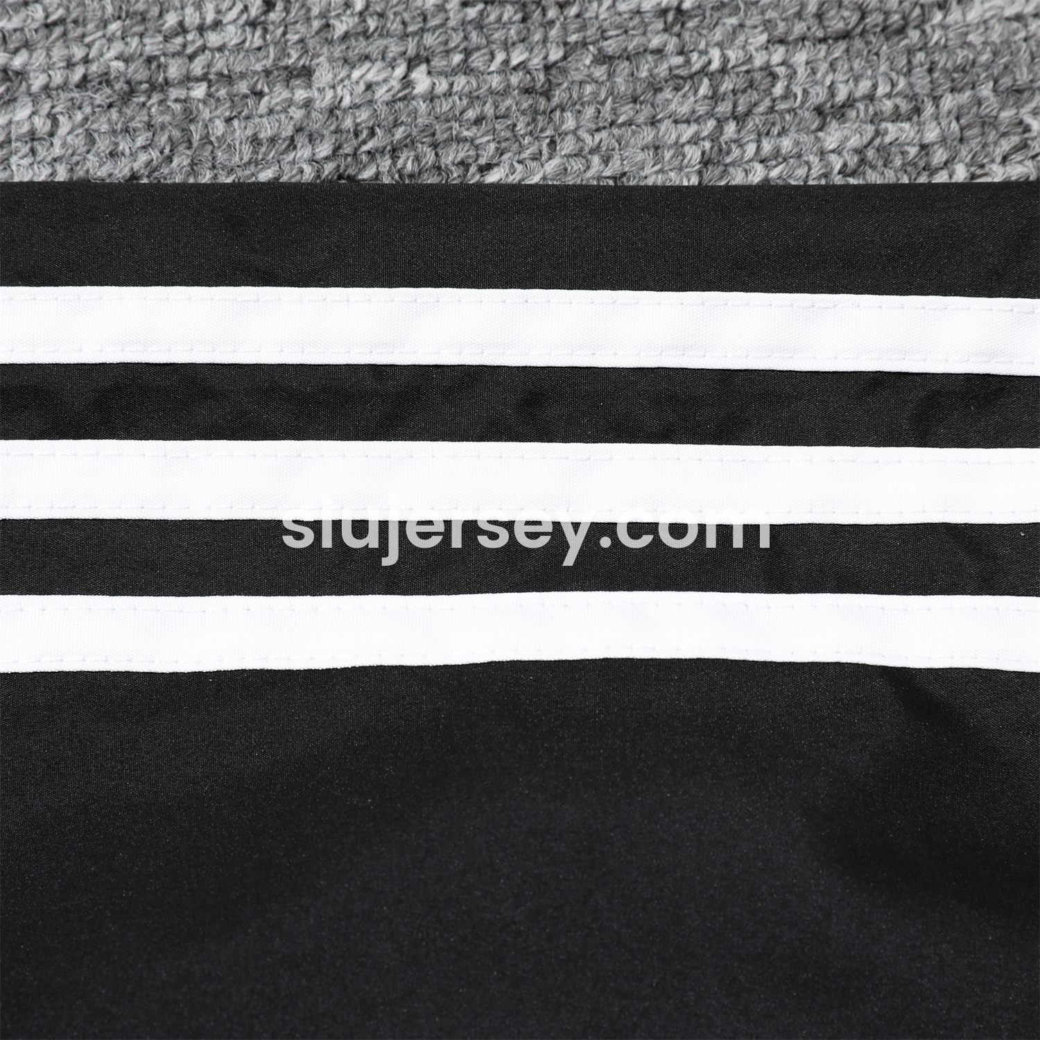 SIUjerseys-Juventus 25-26 Terrace Icon Windbreaker Jacket - Black