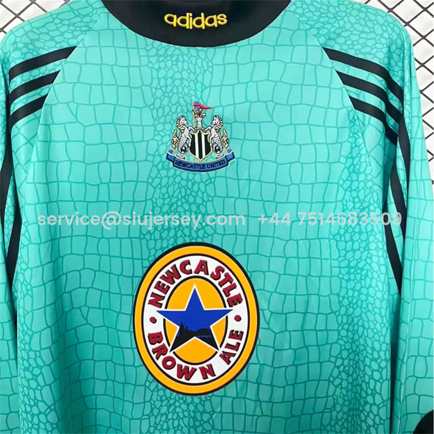 SIUjerseys-Retro Newcastle United 1997-98 Long Sleeves Cyan Goalkeeper Jersey