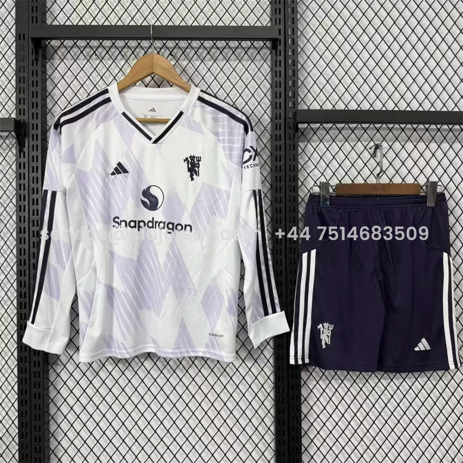 SIUjerseys-Manchester United 25-26 Away Long Sleeves Kids Kit