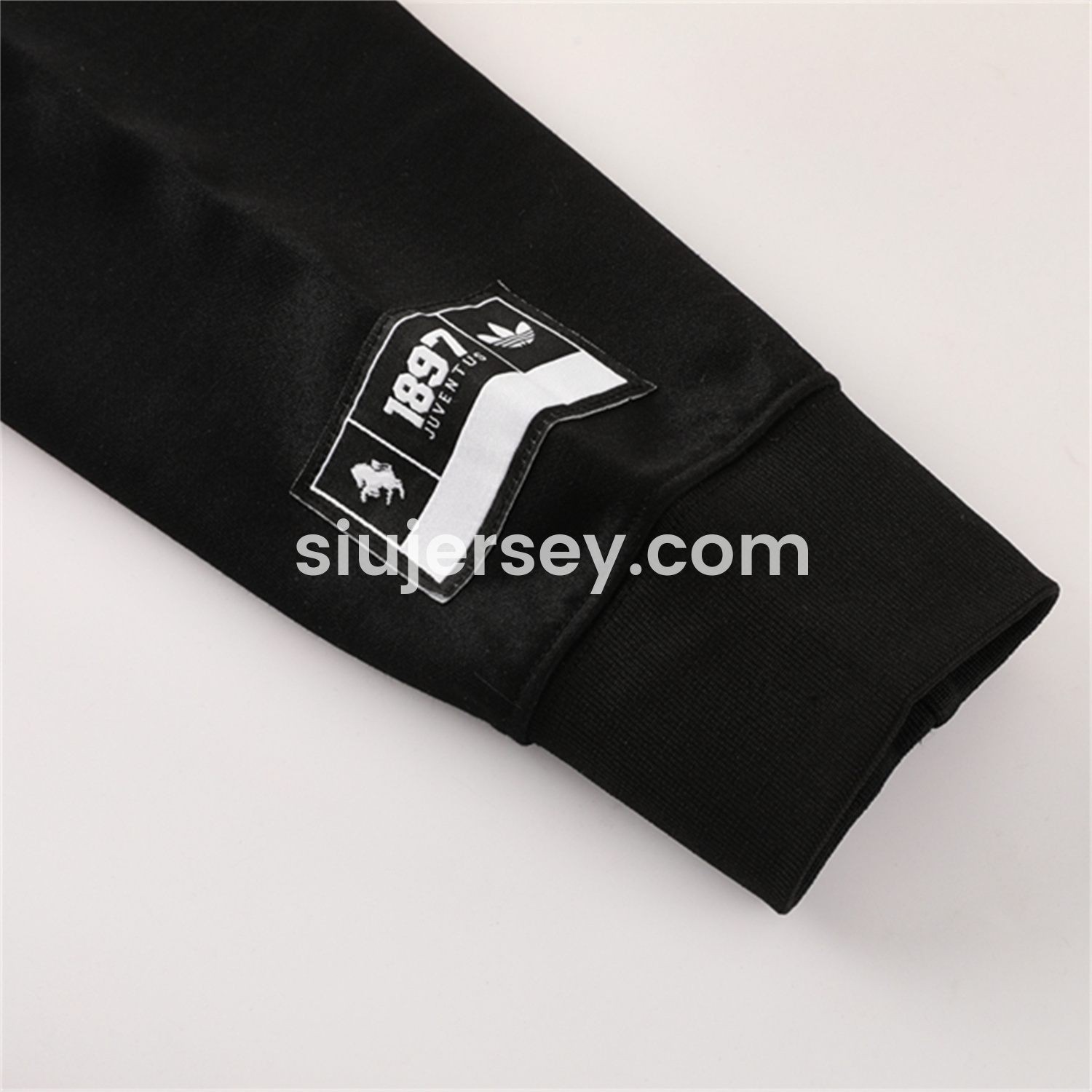 SIUjerseys-Juventus 25-26 Originals Varsity Hoodie Set - Black Hoodie and Pants