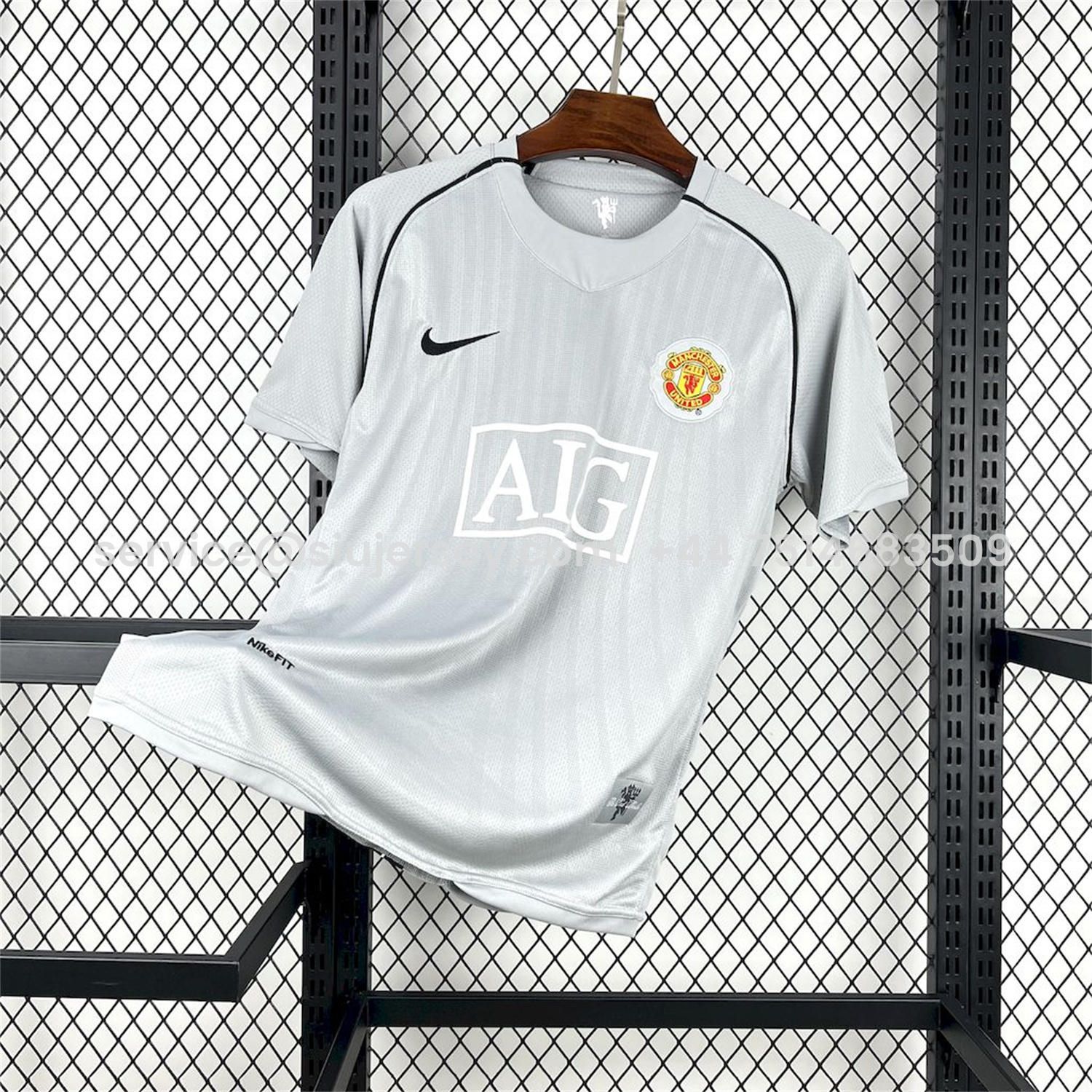SIUjerseys-Retro Manchester United 2007-08 Grey Goalkeeper Jersey