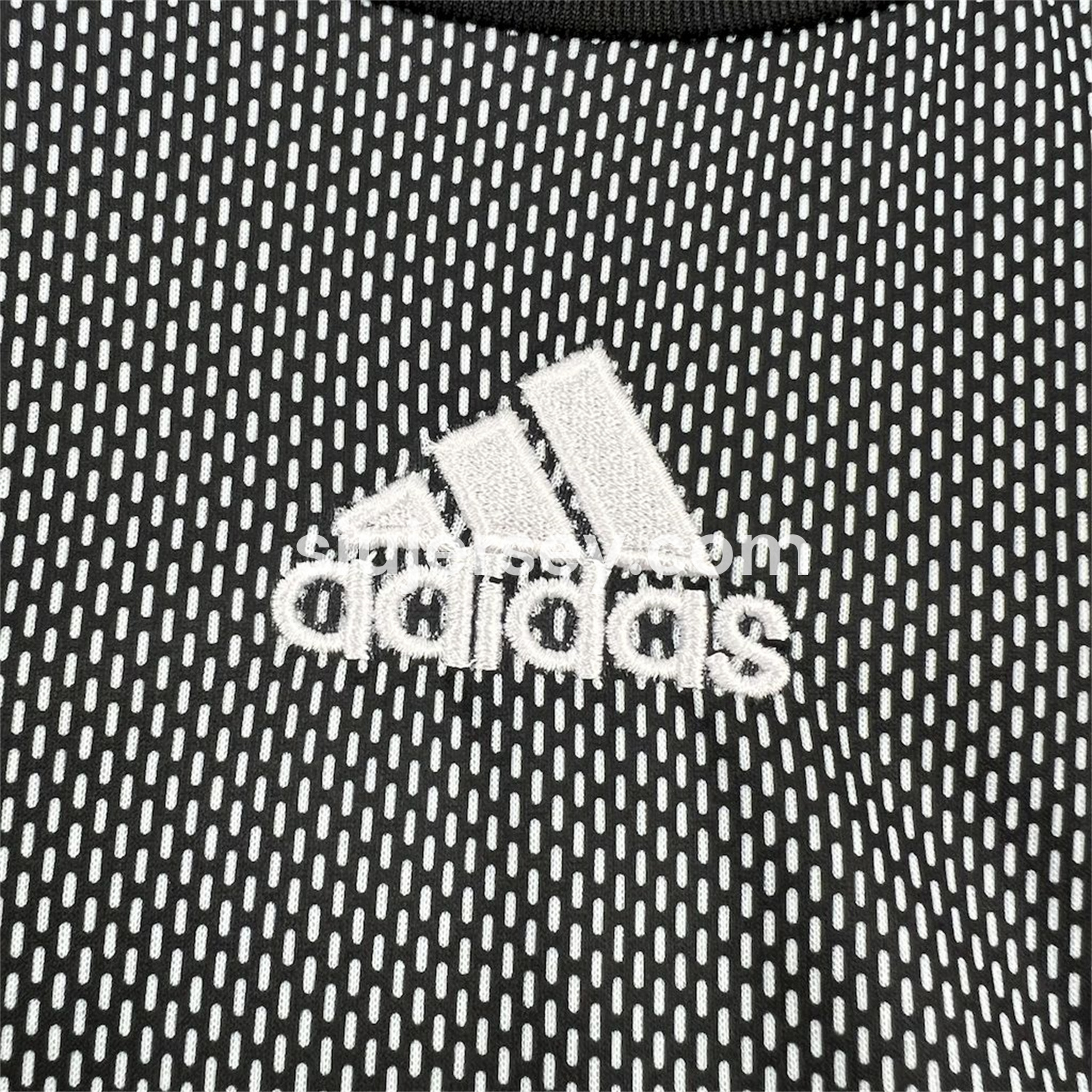 SIUjerseys-Retro Real Madrid 2002-03 Grey Goalkeeper Jersey