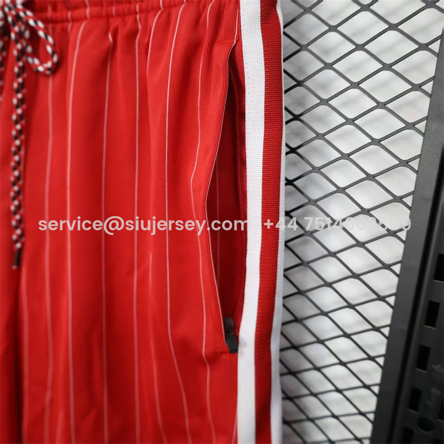 SIUjerseys-Manchester United 25-26 Trefoil Red Travel Shorts - Player Version