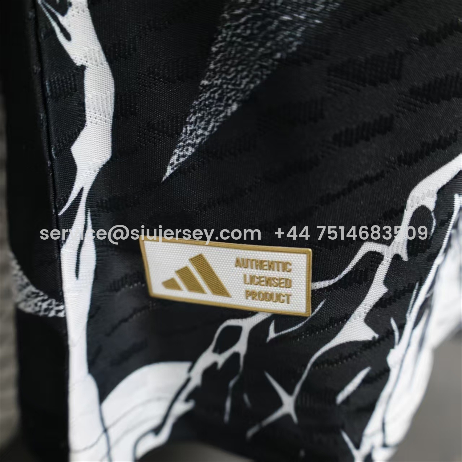 SIUjerseys-Real Madrid 25-26 Thunder Comics Pre-Match Special Jersey - Player Version