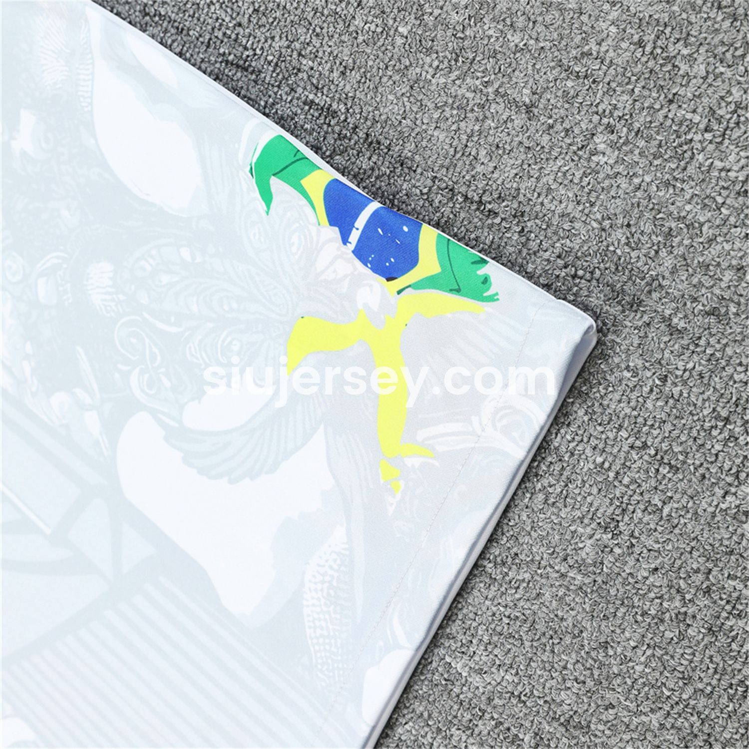 SIUjerseys-Brazil 25-26 White Jesus Statue Short-Sleeve Training Set - White Top & Black Shorts