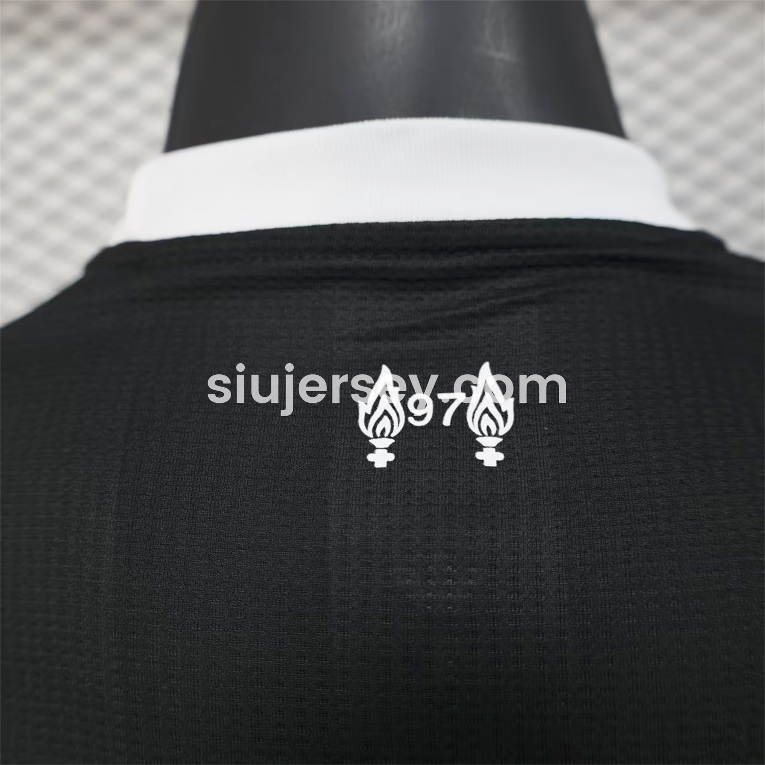 SIUjerseys-Liver.pool 25-26 Black Trefoil Goalkeeper Jersey - Player Version