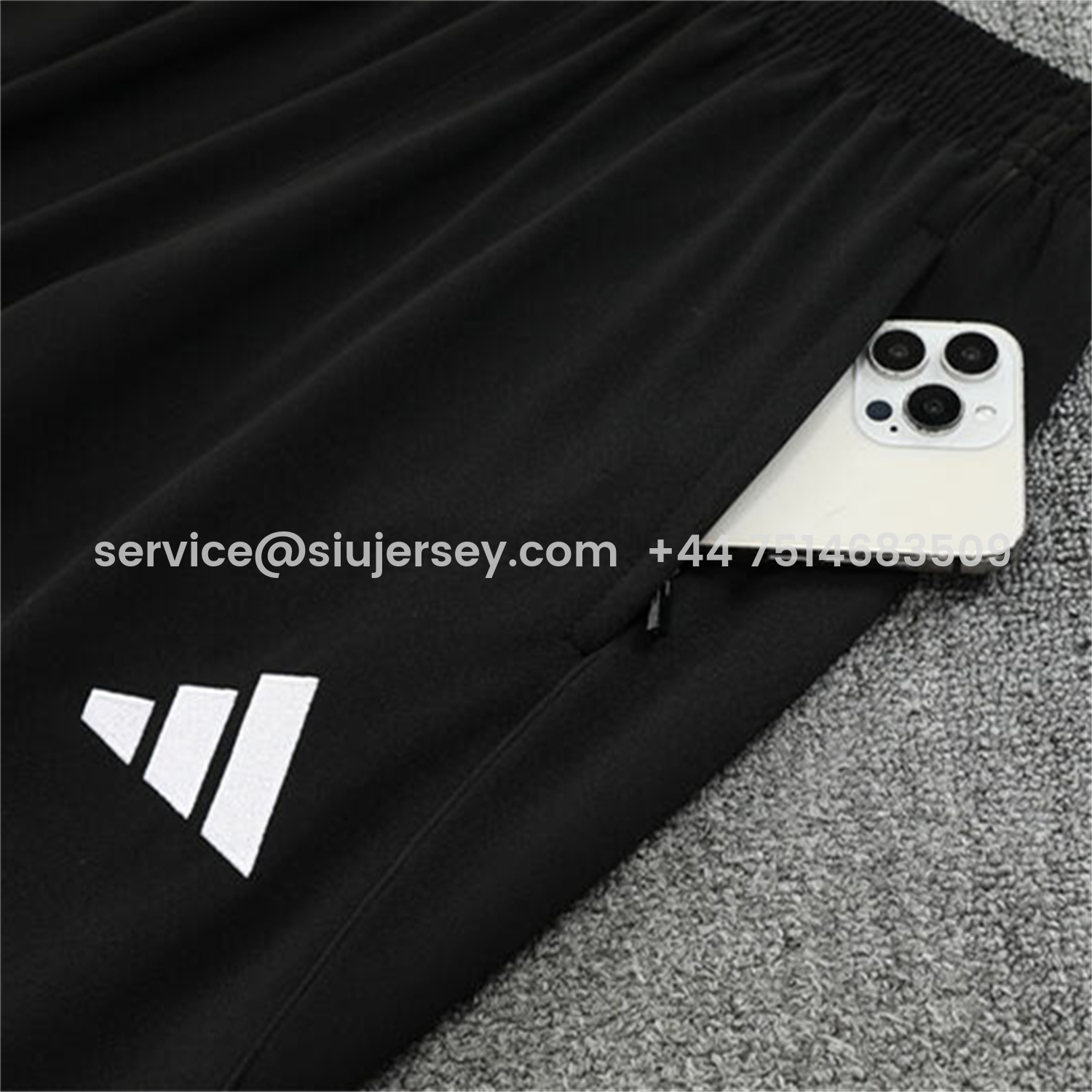 SIUjerseys-Manchester United 25-26 Kids Long Sleeve Training Set - White Top & Black Pants