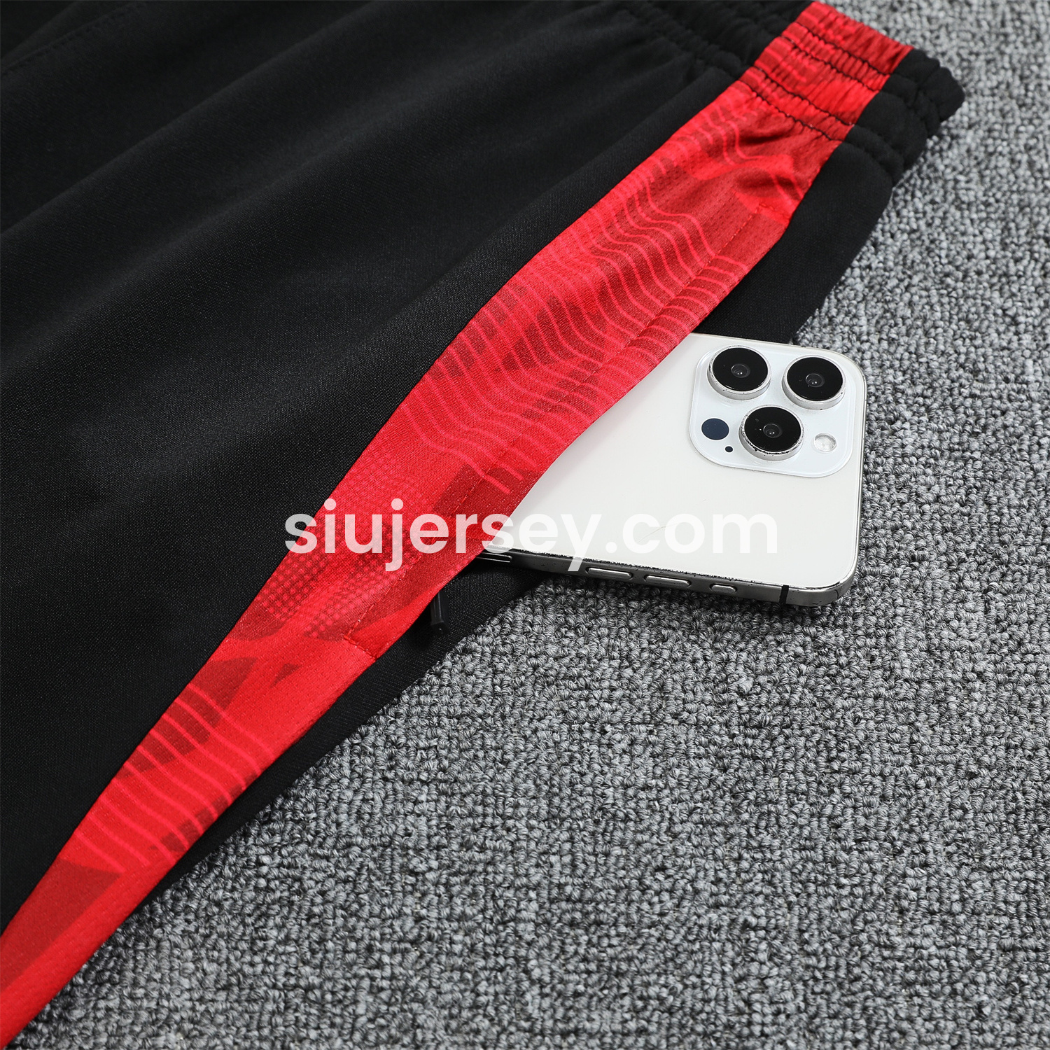 SIUjerseys-Manchester United 24-25 Pre-Match Home Traning Hoodie Set - Red Top and Black Pants