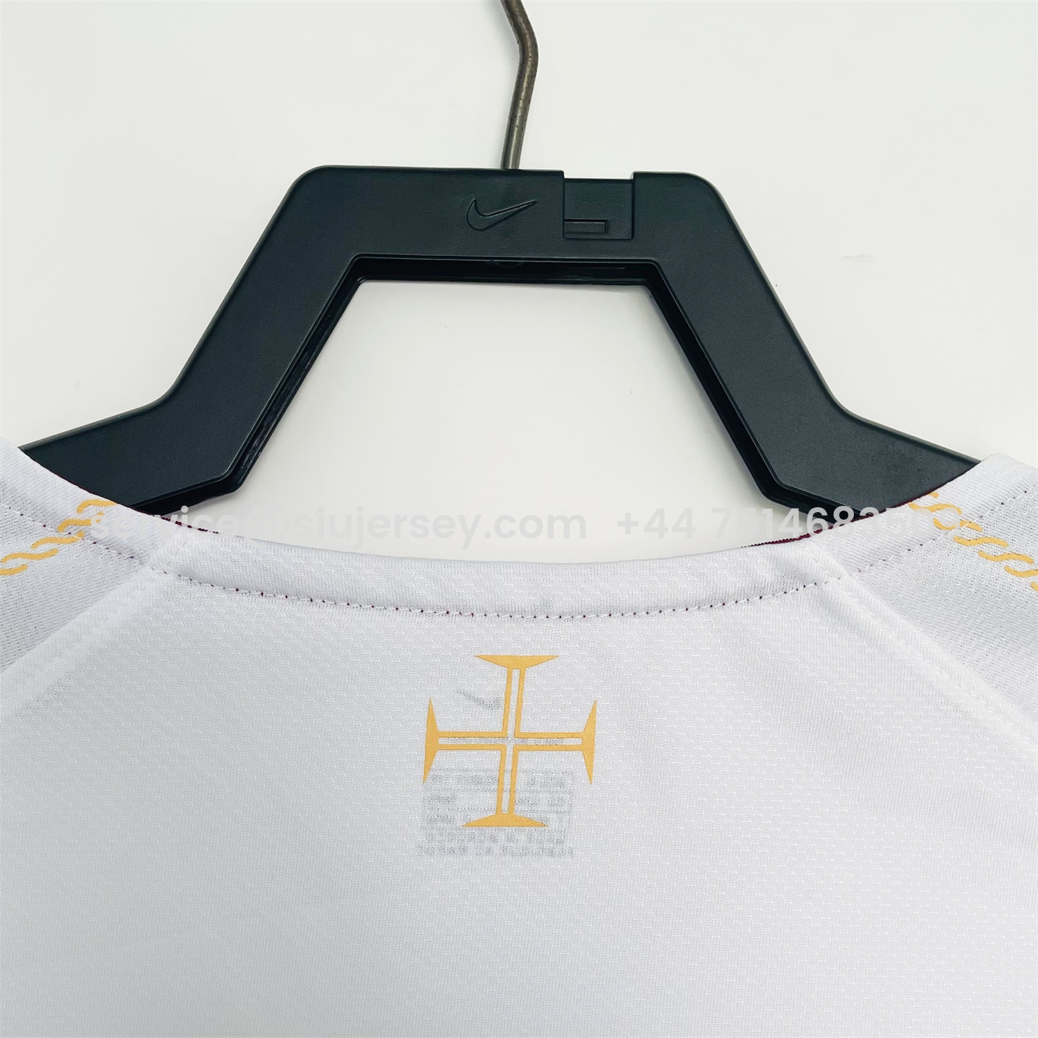 SIUjerseys-Retro Portugal 2006 Away Jersey