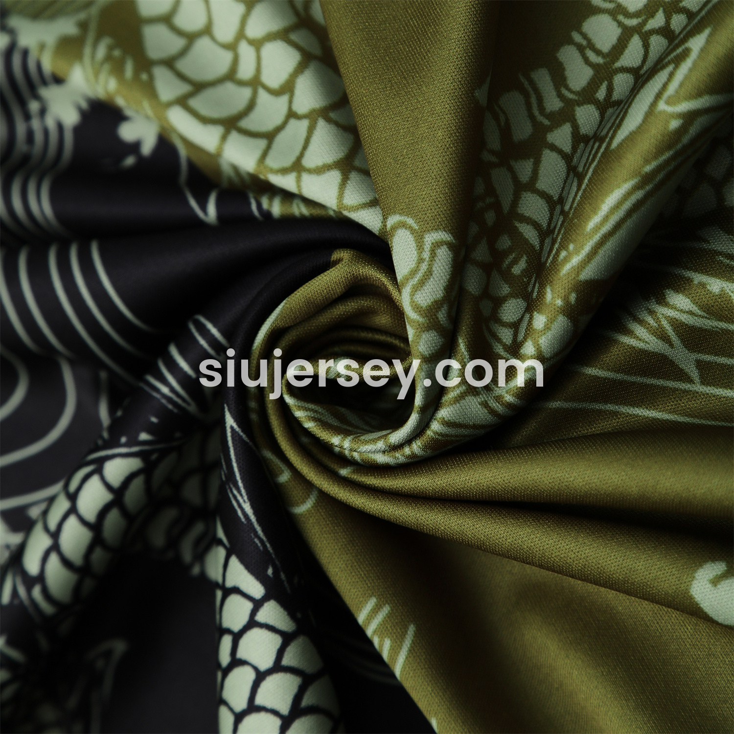 SIUjerseys-Real Madrid 25-26 Short-Sleeve Training Set - Green-Black Dragon Top & Black-White Shorts