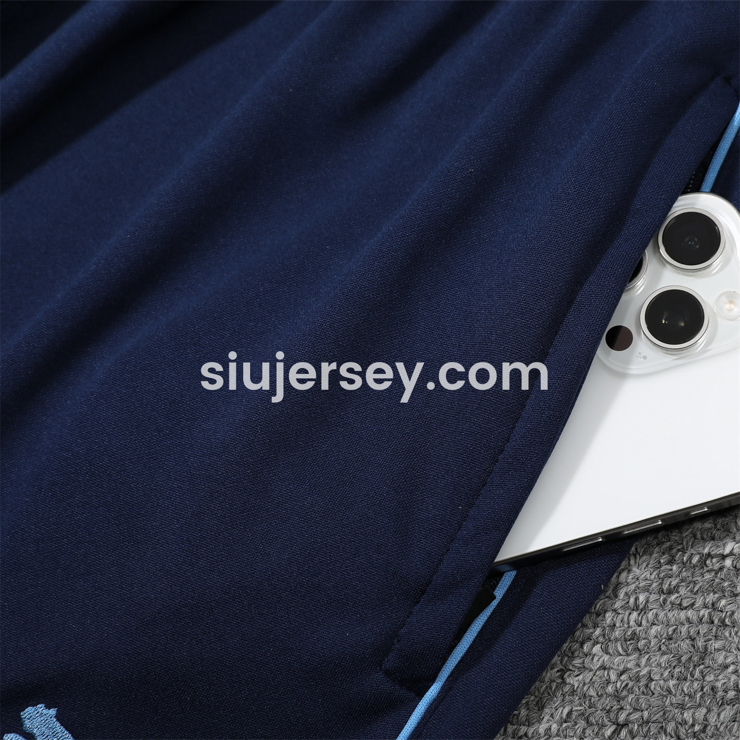 SIUjerseys-Manchester City 25-26 POLO Short-Sleeve Training Set - Blue Top and Deep Blue Pants