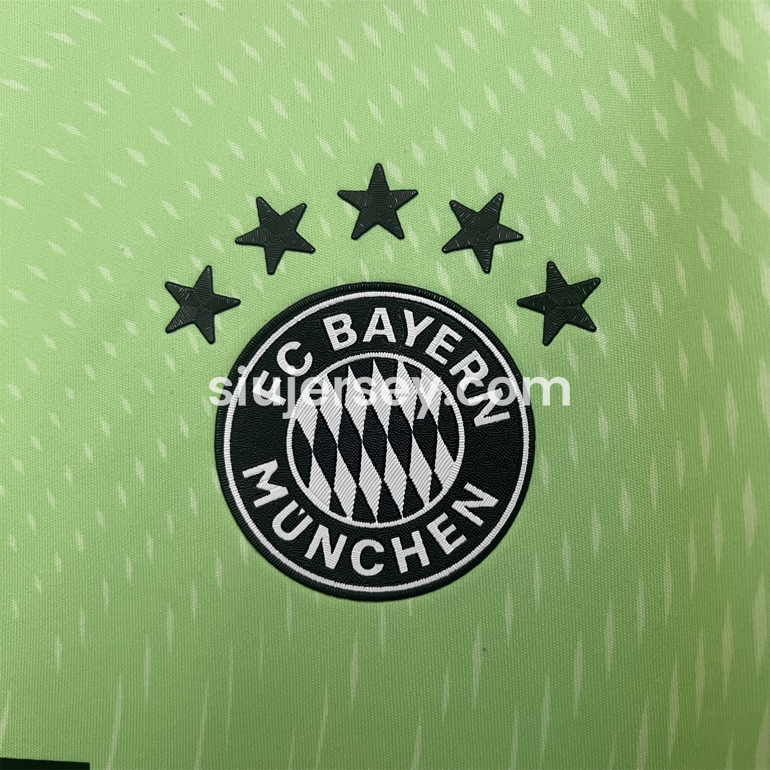 SIUjerseys-Bayern Munich 25-26 Green Goalkeeper Jersey - Fans Version