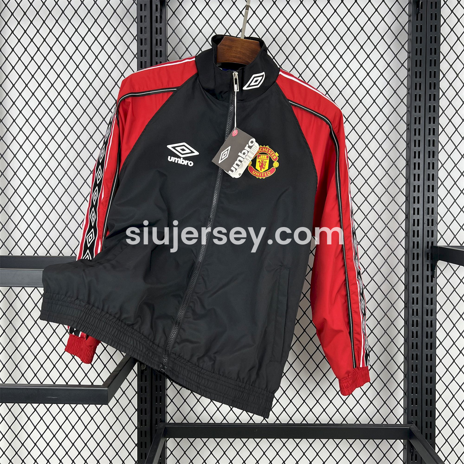 SIUjerseys-Retro Manchester United 1998-99 Throwback Windbreaker Jacket - Black and Red