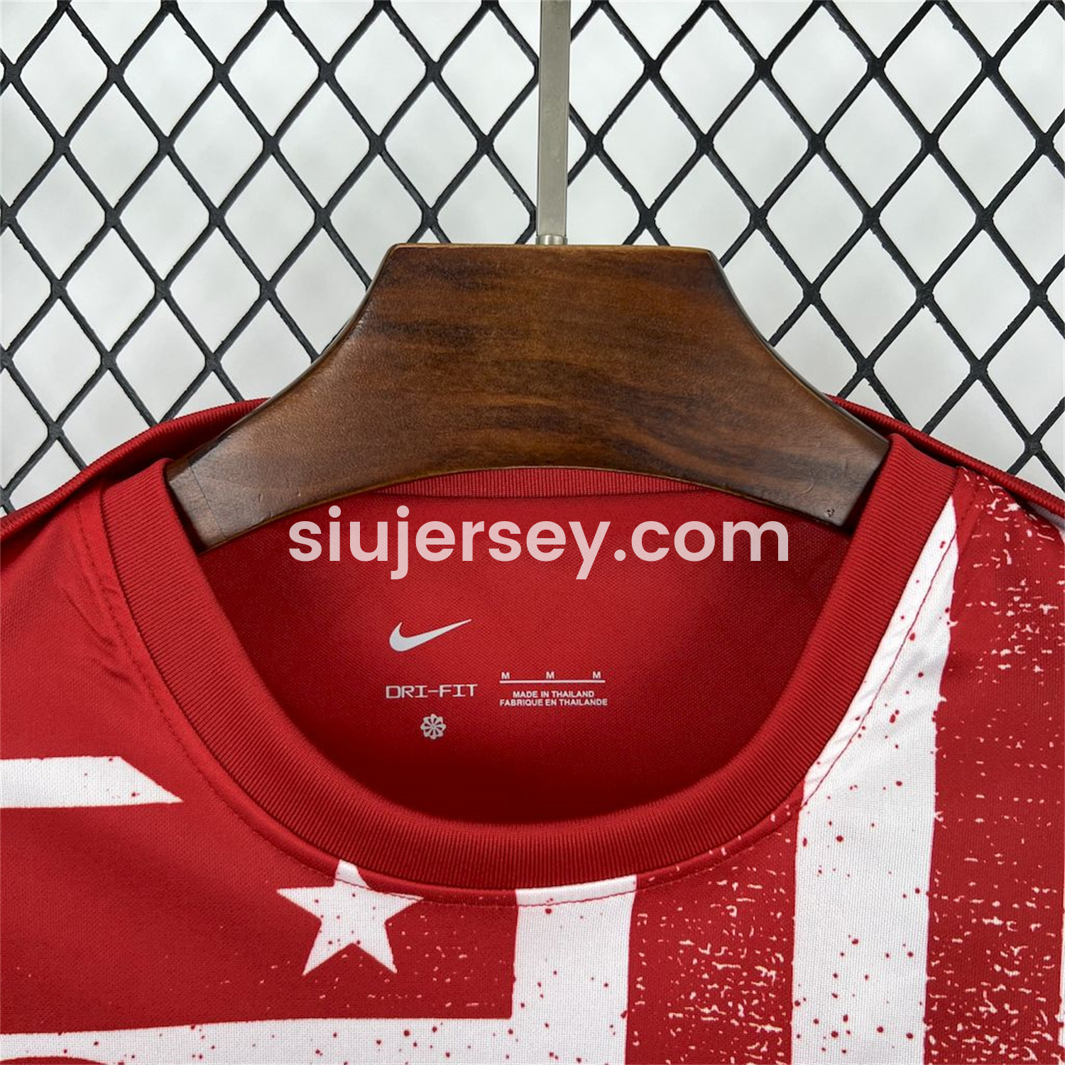 SIUjerseys-Atletico Madrid 25-26 Red White Stripes Pre-Match Training Long Sleeves Jersey - Fans Version