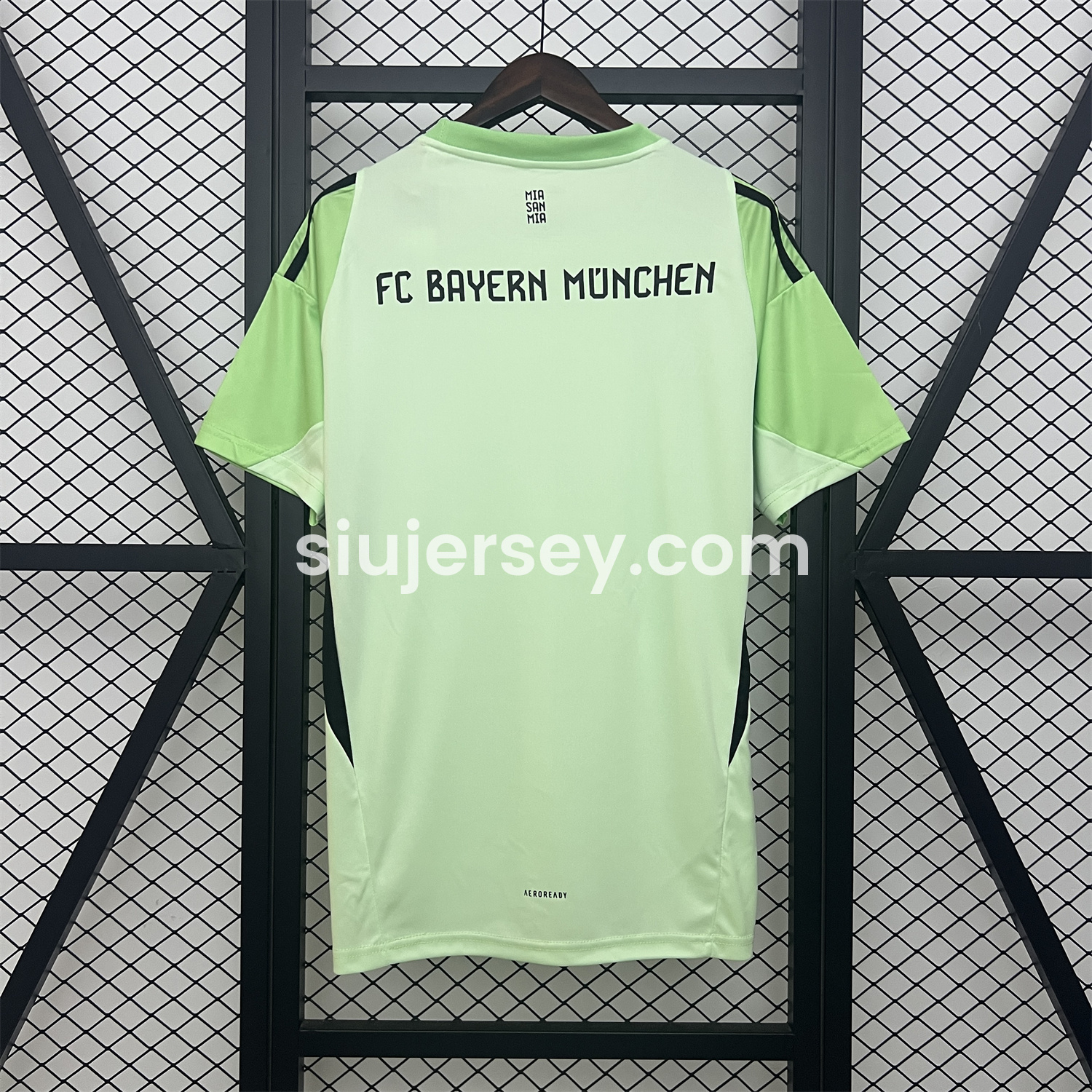 SIUjerseys-Bayern Munich 25-26 Green Goalkeeper Jersey - Fans Version