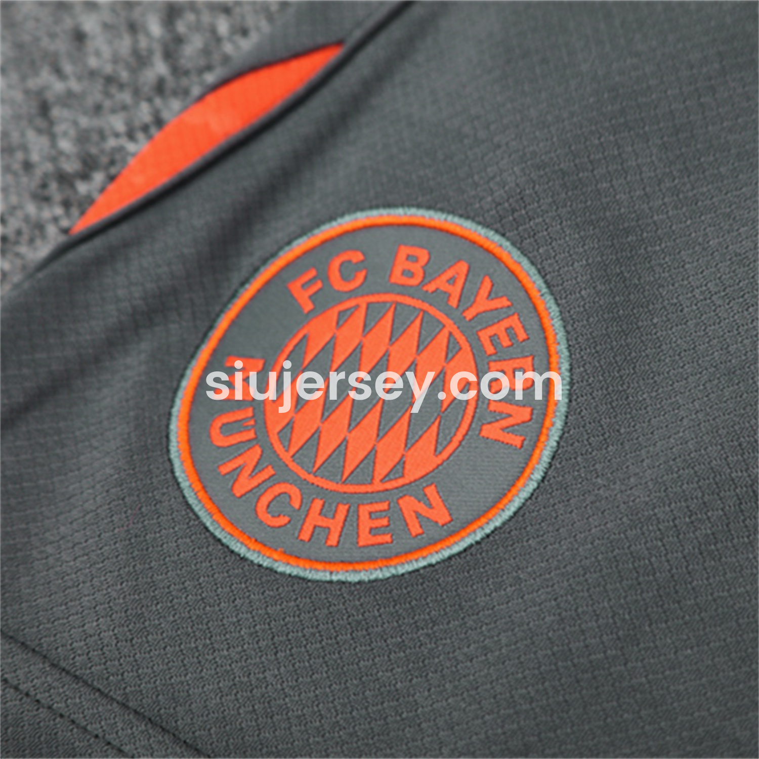 SIUjerseys-Bayern Munich 25-26 Short-Sleeve Training Set - Orange Top & Gray shorts